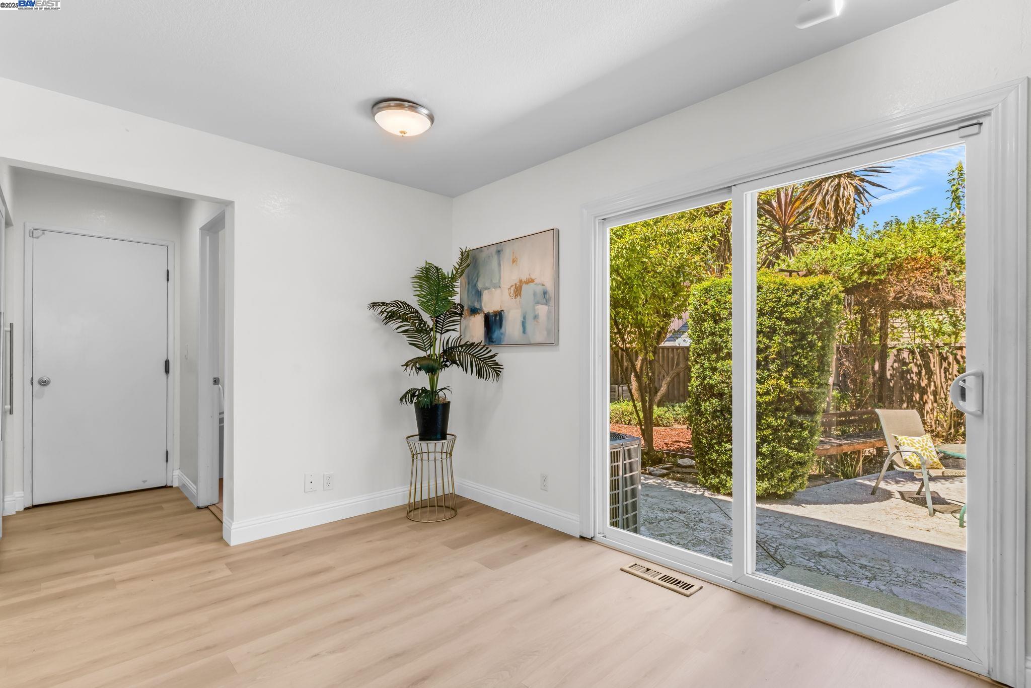 Detail Gallery Image 14 of 44 For 3145 Chillum Ct, San Jose,  CA 95148 - 3 Beds | 2/1 Baths