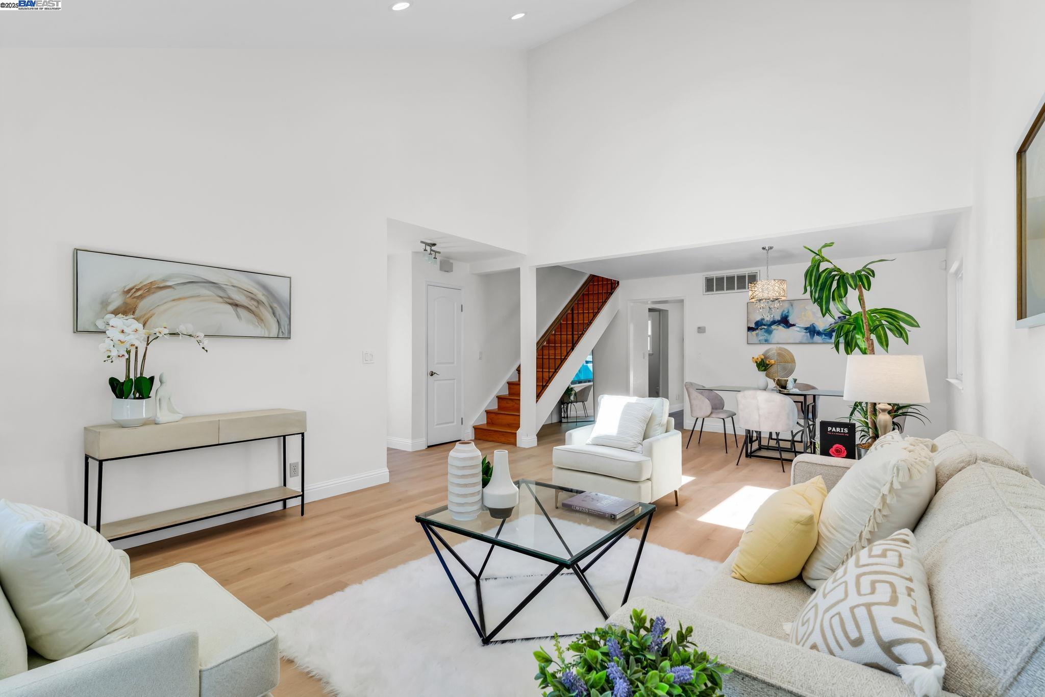 Detail Gallery Image 10 of 44 For 3145 Chillum Ct, San Jose,  CA 95148 - 3 Beds | 2/1 Baths