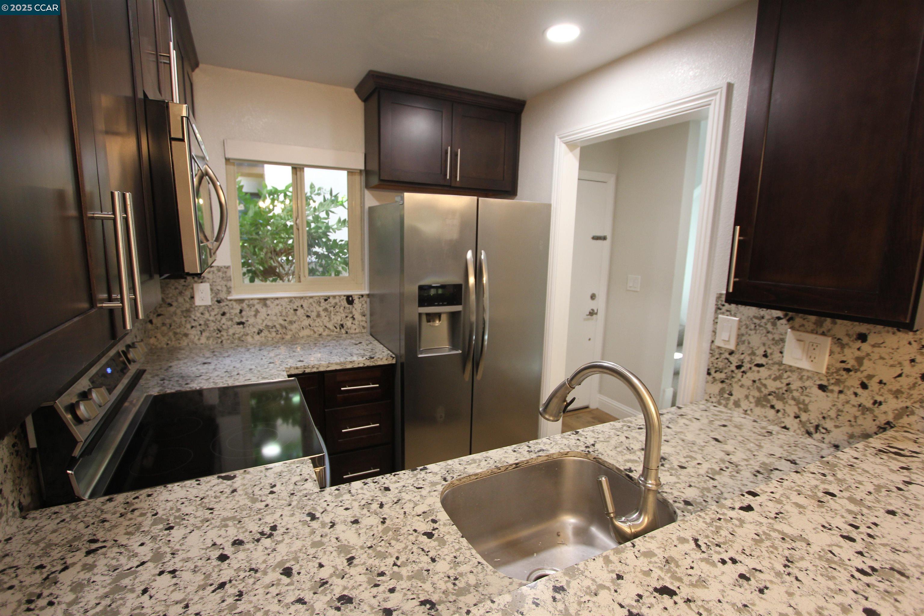 Detail Gallery Image 17 of 37 For Montego, Walnut Creek,  CA 94598 - – Beds | – Baths