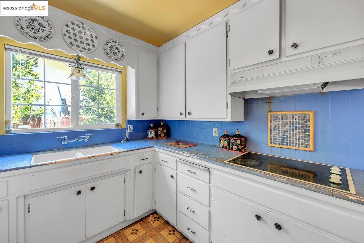 Detail Gallery Image 11 of 31 For 1702 Sherwood Ave, Modesto,  CA 95350 - 3 Beds | 2 Baths