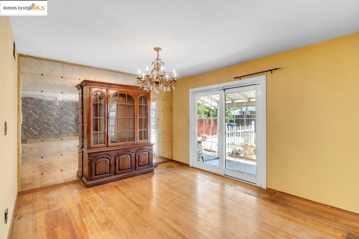 Detail Gallery Image 7 of 31 For 1702 Sherwood Ave, Modesto,  CA 95350 - 3 Beds | 2 Baths