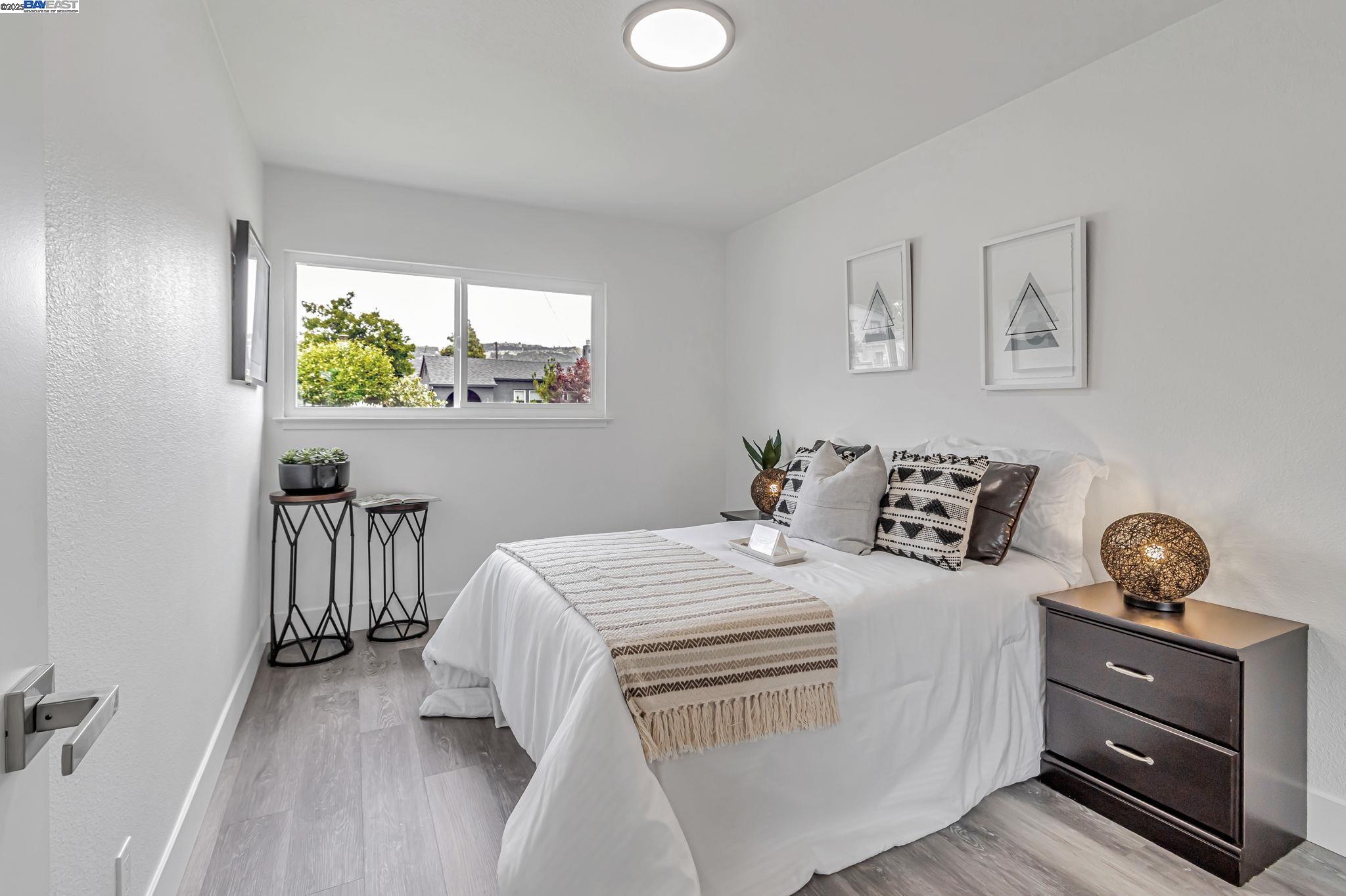 Detail Gallery Image 24 of 41 For 5835 Morse Dr, Oakland,  CA 94605 - 3 Beds | 2 Baths