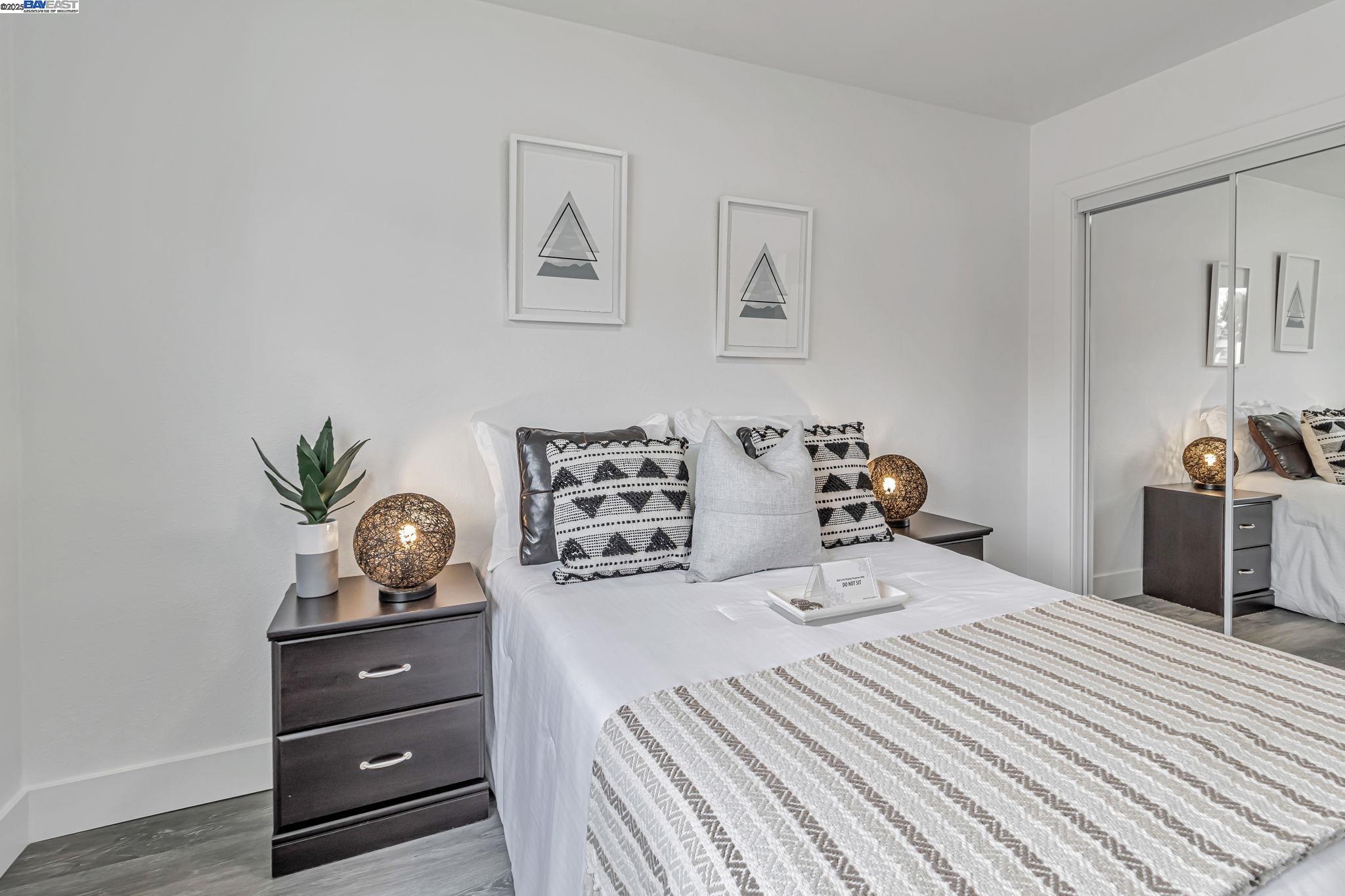 Detail Gallery Image 27 of 41 For 5835 Morse Dr, Oakland,  CA 94605 - 3 Beds | 2 Baths