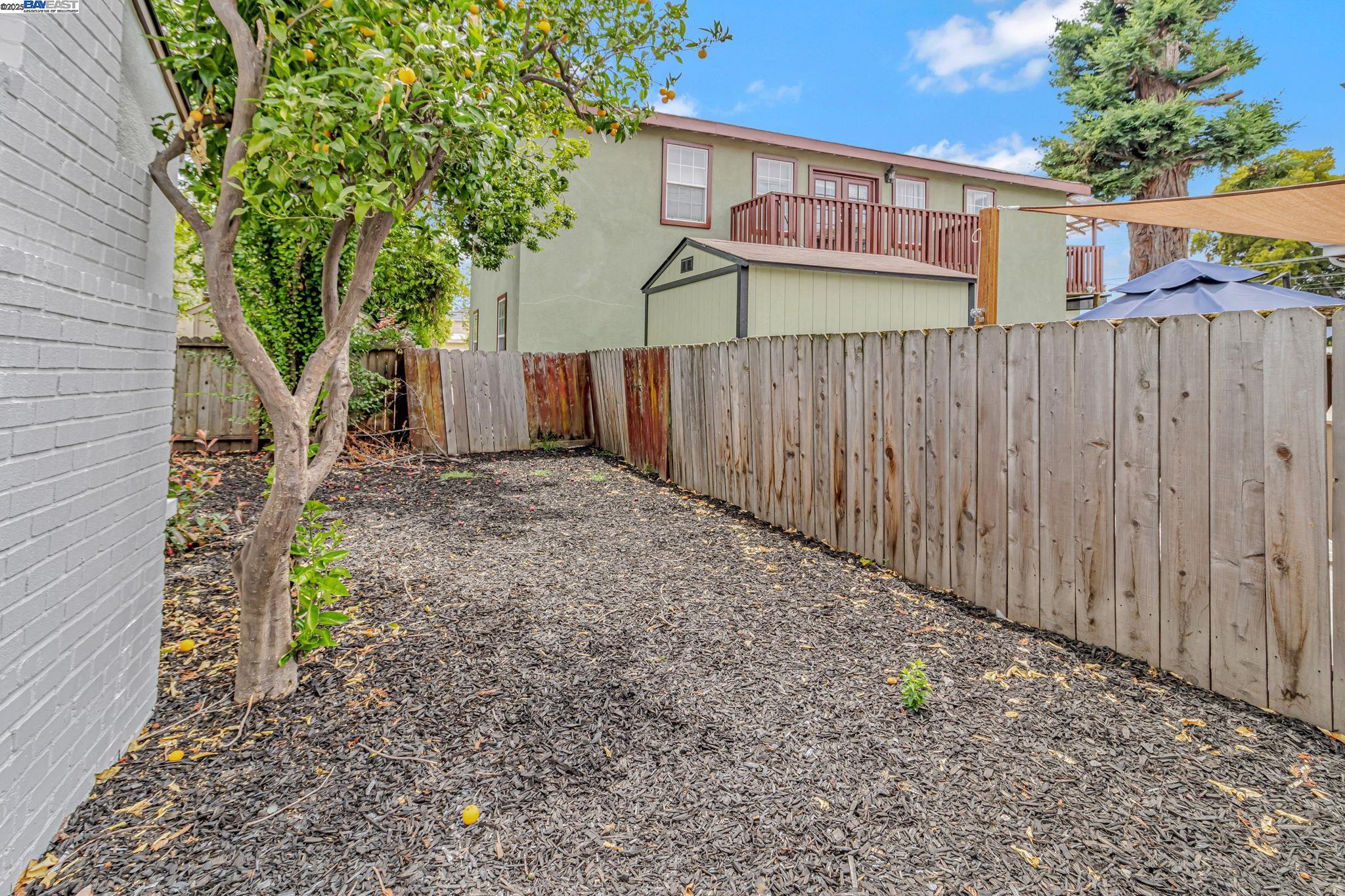 Detail Gallery Image 38 of 41 For 5835 Morse Dr, Oakland,  CA 94605 - 3 Beds | 2 Baths