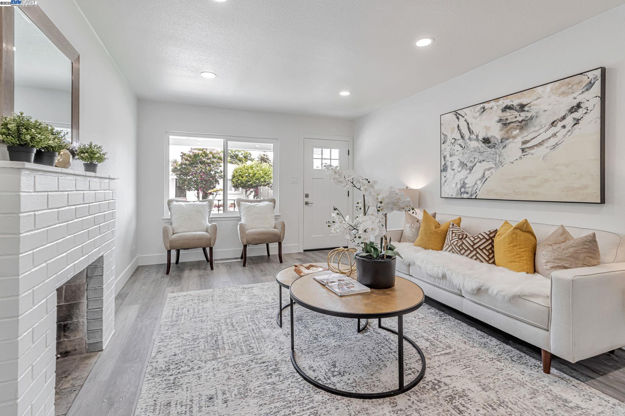 Detail Gallery Image 10 of 41 For 5835 Morse Dr, Oakland,  CA 94605 - 3 Beds | 2 Baths