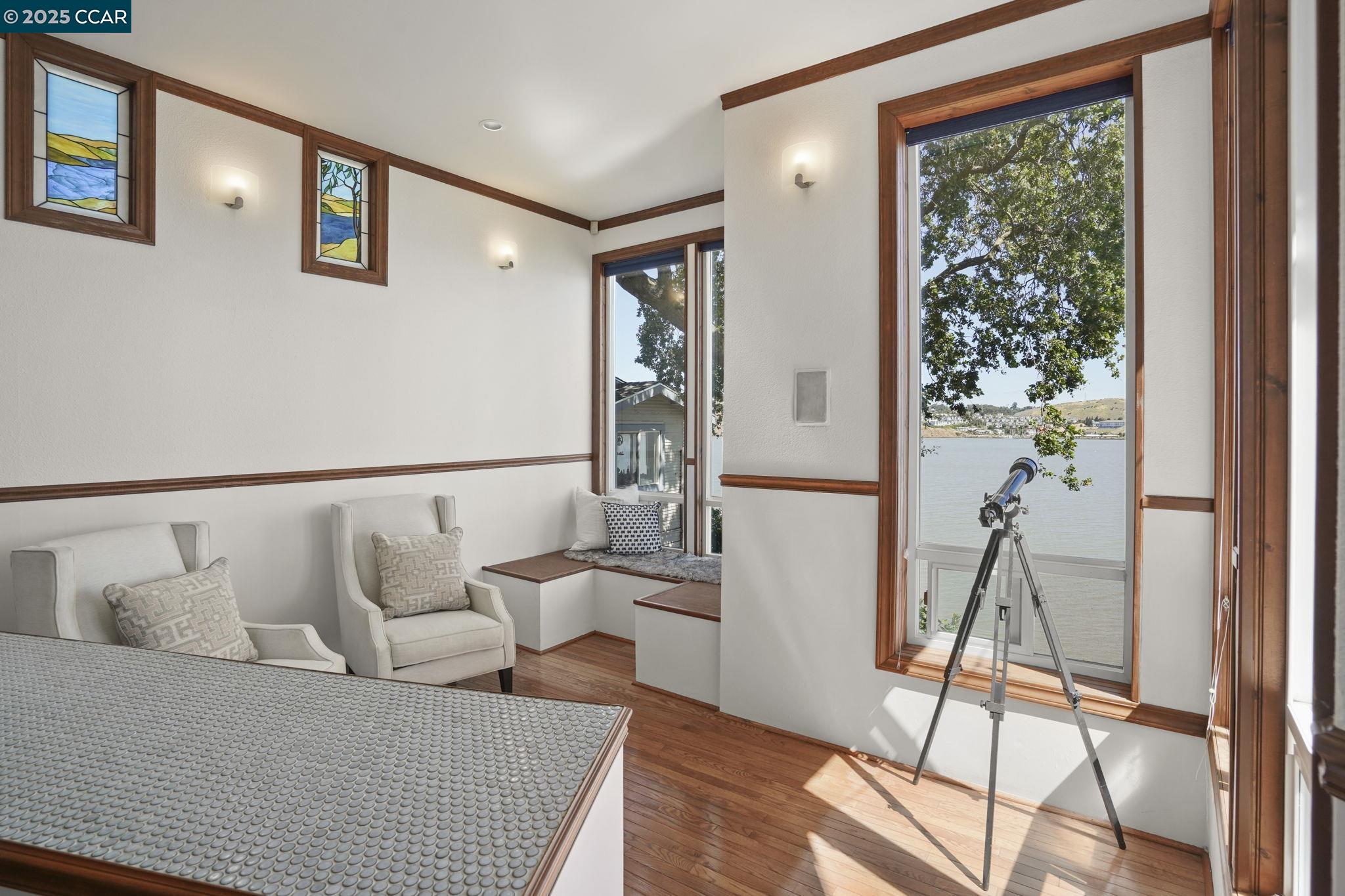 Detail Gallery Image 14 of 55 For 376 Winslow St, Crockett,  CA 94525 - 3 Beds | 2 Baths
