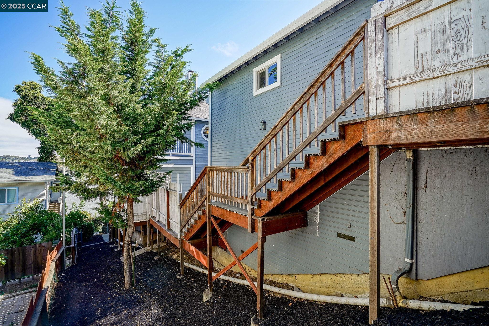 Detail Gallery Image 43 of 55 For 376 Winslow St, Crockett,  CA 94525 - 3 Beds | 2 Baths