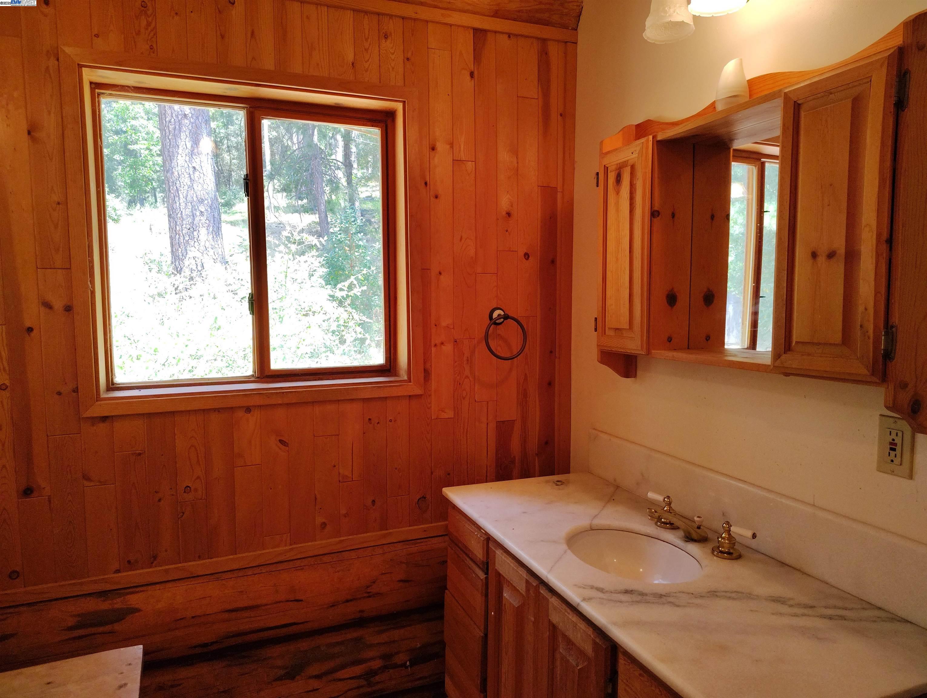 Detail Gallery Image 32 of 35 For 480 Ridge Rd, North San Juan,  CA 95960 - 2 Beds | 2 Baths
