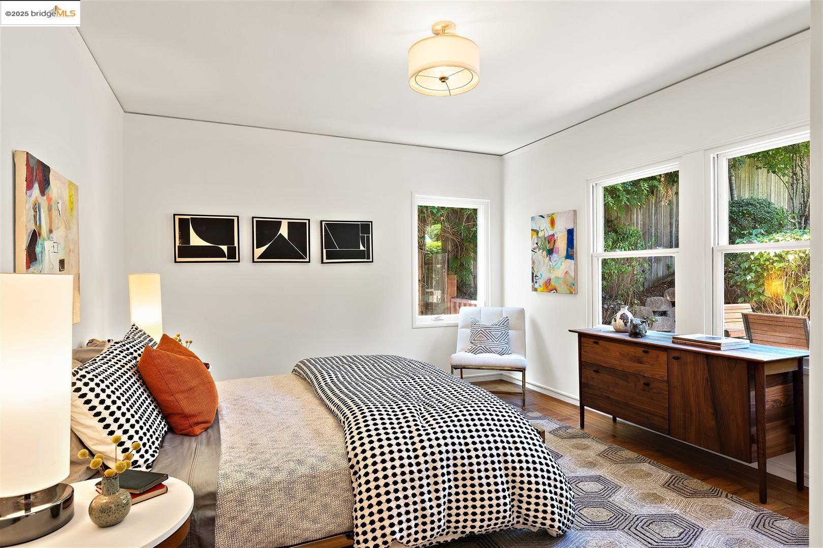 Detail Gallery Image 17 of 28 For 4007 Lyman Rd, Oakland,  CA 94602 - 2 Beds | 1 Baths