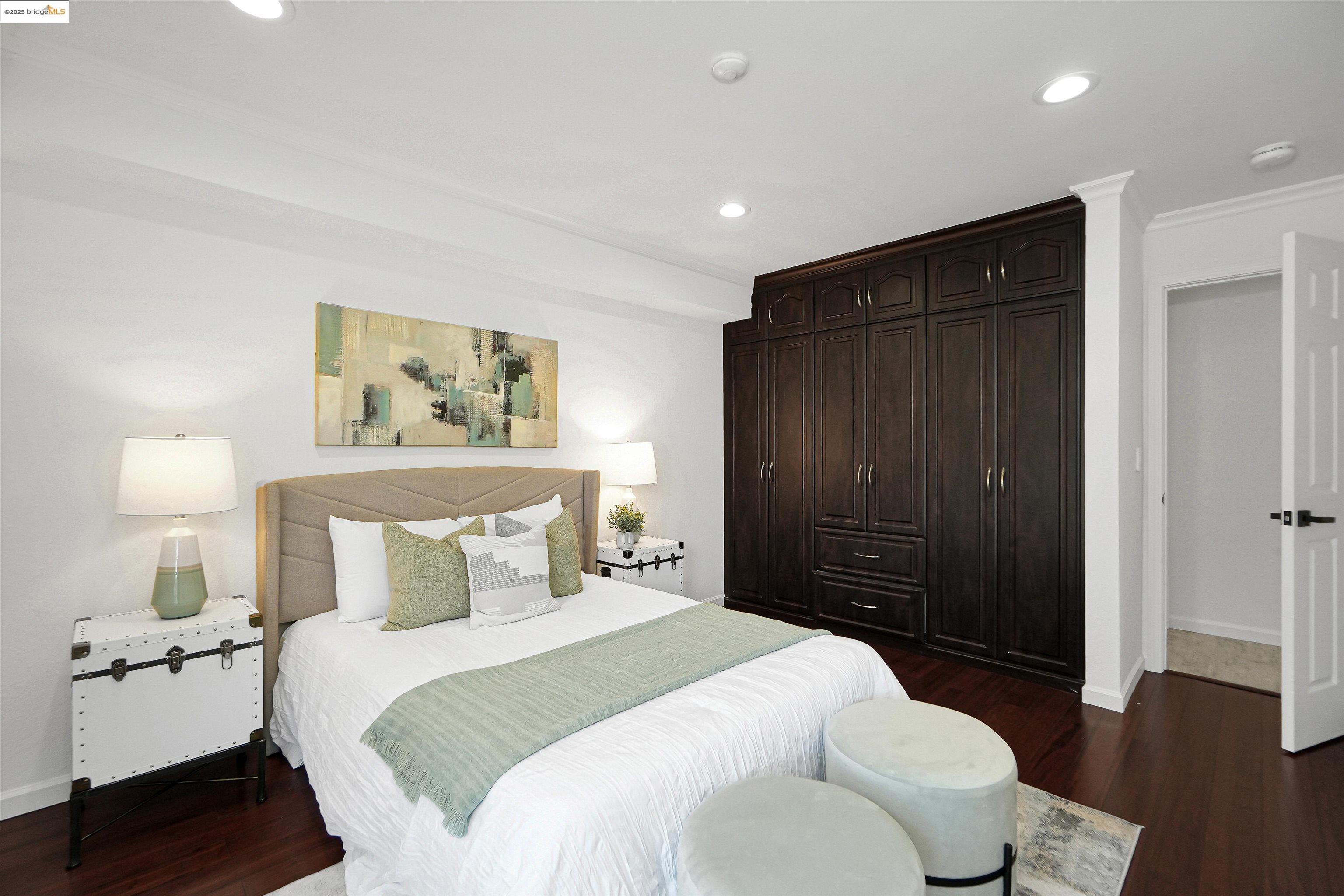 Detail Gallery Image 14 of 56 For 39821 Cedar Blvd #111,  Newark,  CA 94560 - 3 Beds | 2 Baths