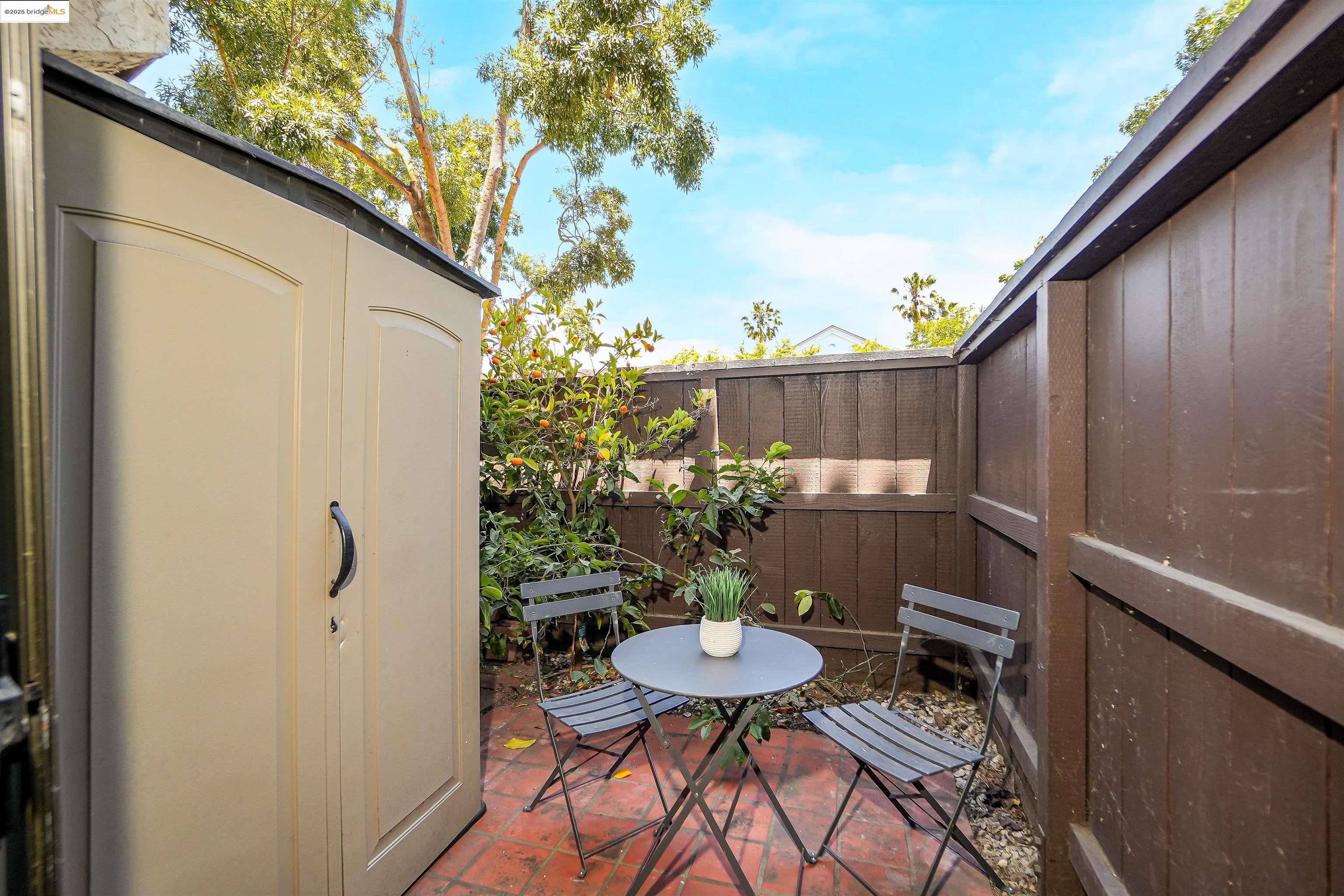 Detail Gallery Image 29 of 56 For 39821 Cedar Blvd #111,  Newark,  CA 94560 - 3 Beds | 2 Baths
