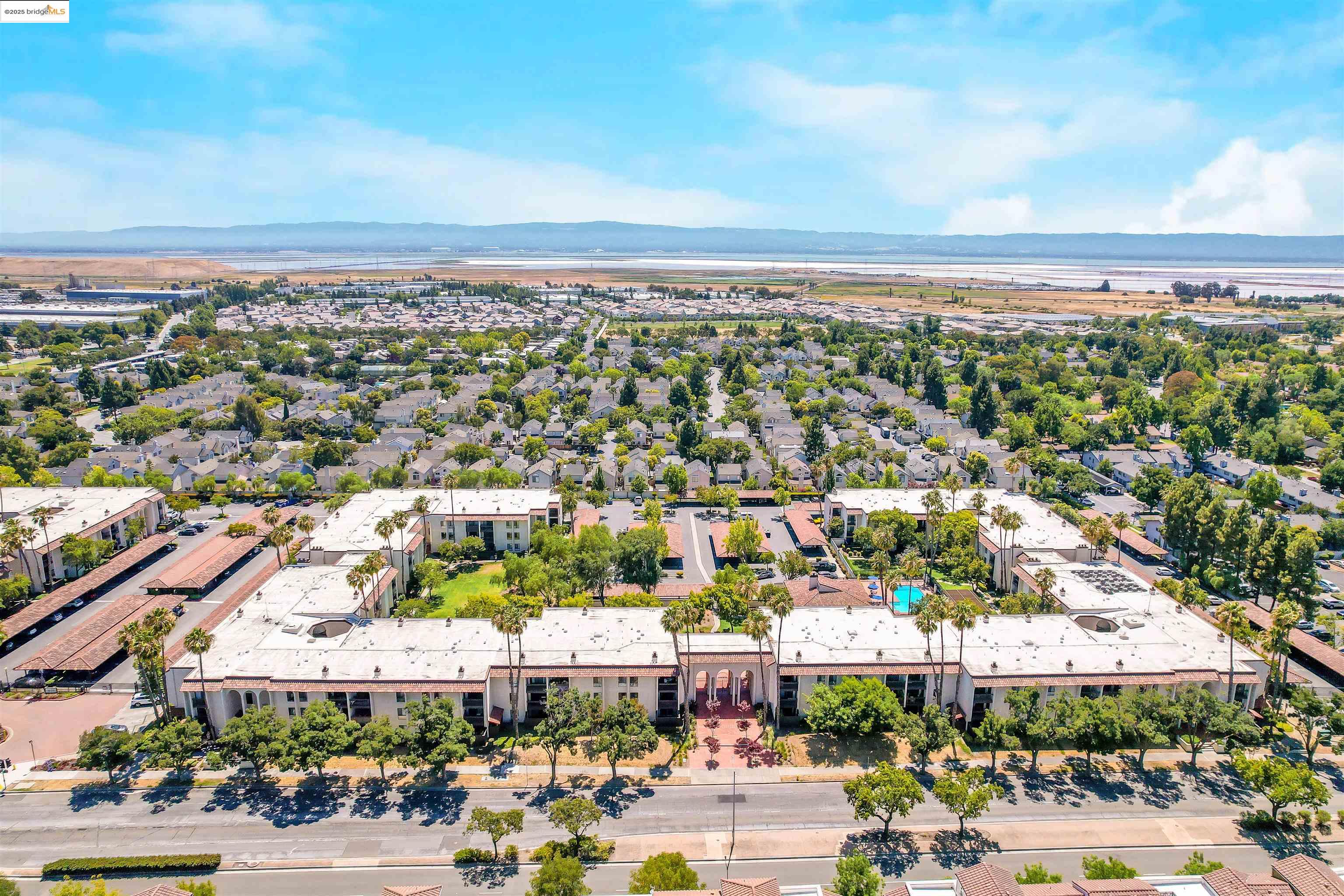 Detail Gallery Image 42 of 56 For 39821 Cedar Blvd #111,  Newark,  CA 94560 - 3 Beds | 2 Baths