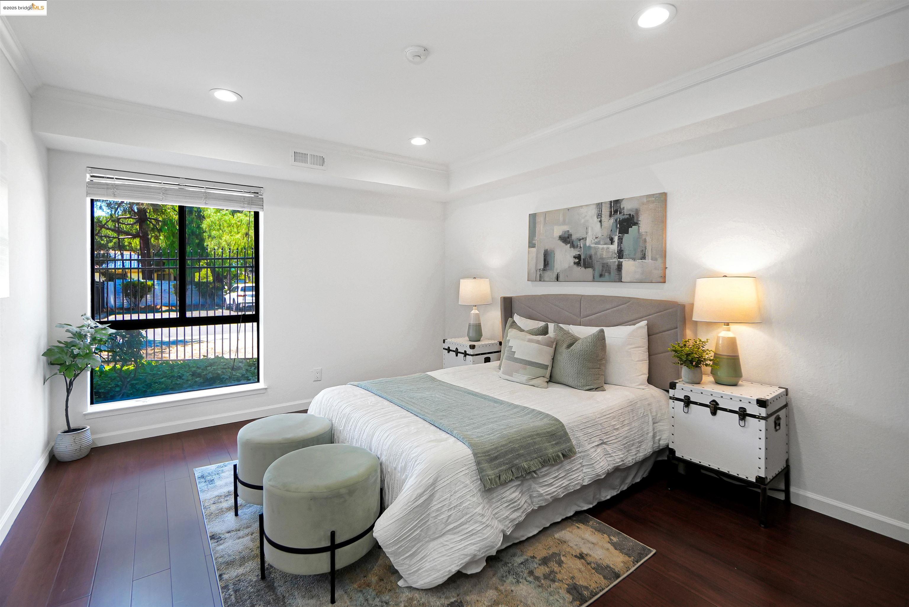 Detail Gallery Image 10 of 56 For 39821 Cedar Blvd #111,  Newark,  CA 94560 - 3 Beds | 2 Baths
