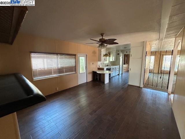 Detail Gallery Image 2 of 37 For 198 Hawaii Circle, Union City,  CA 94587 - 2 Beds | 2 Baths