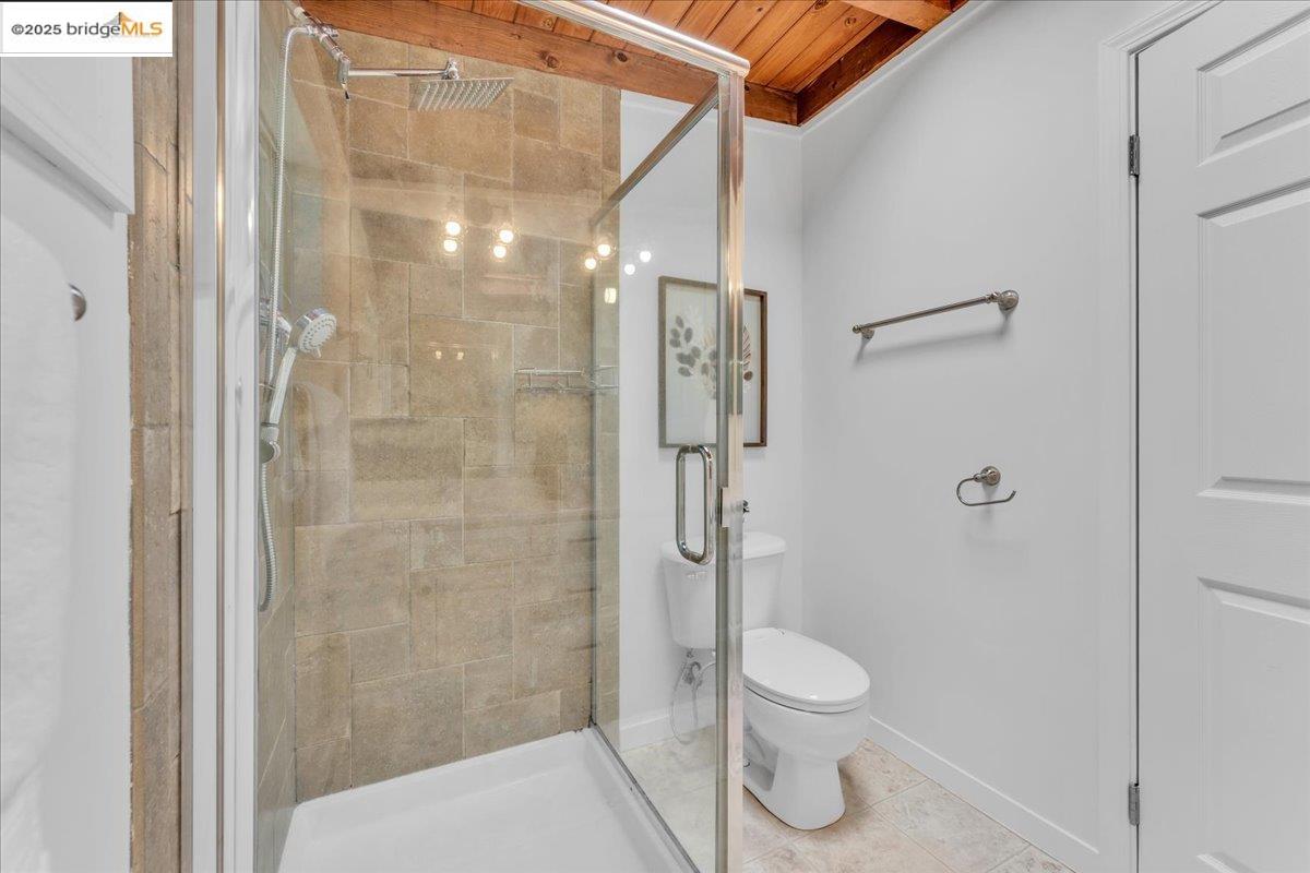 Detail Gallery Image 27 of 40 For 1818 Paul Ln, Concord,  CA 94521 - 3 Beds | 2 Baths