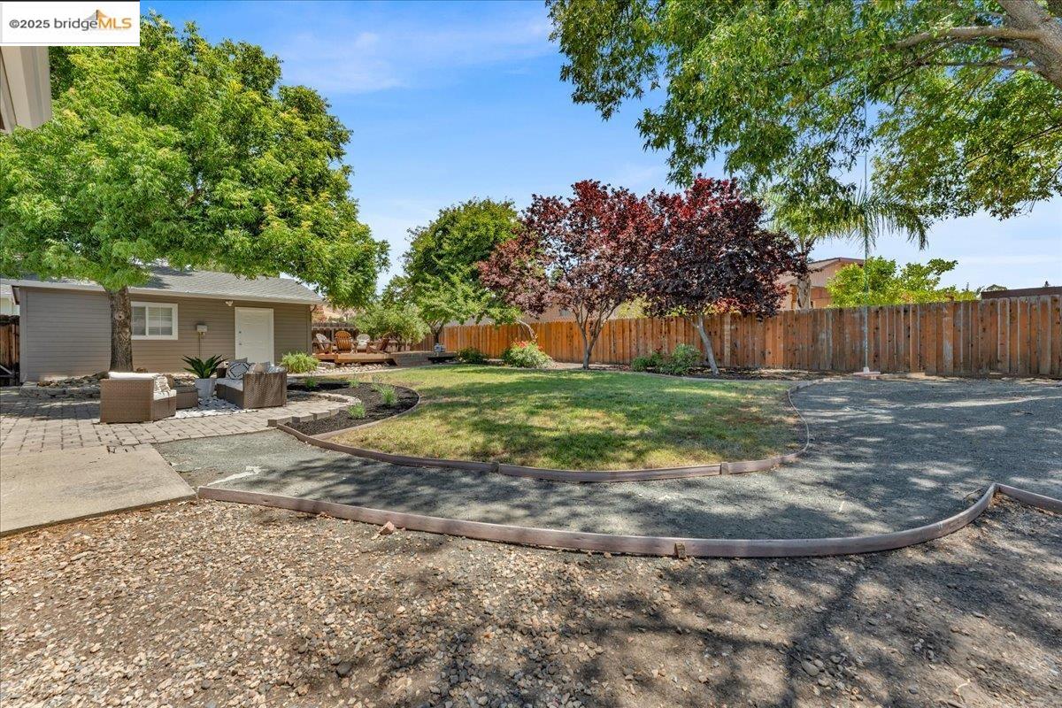 Detail Gallery Image 29 of 40 For 1818 Paul Ln, Concord,  CA 94521 - 3 Beds | 2 Baths