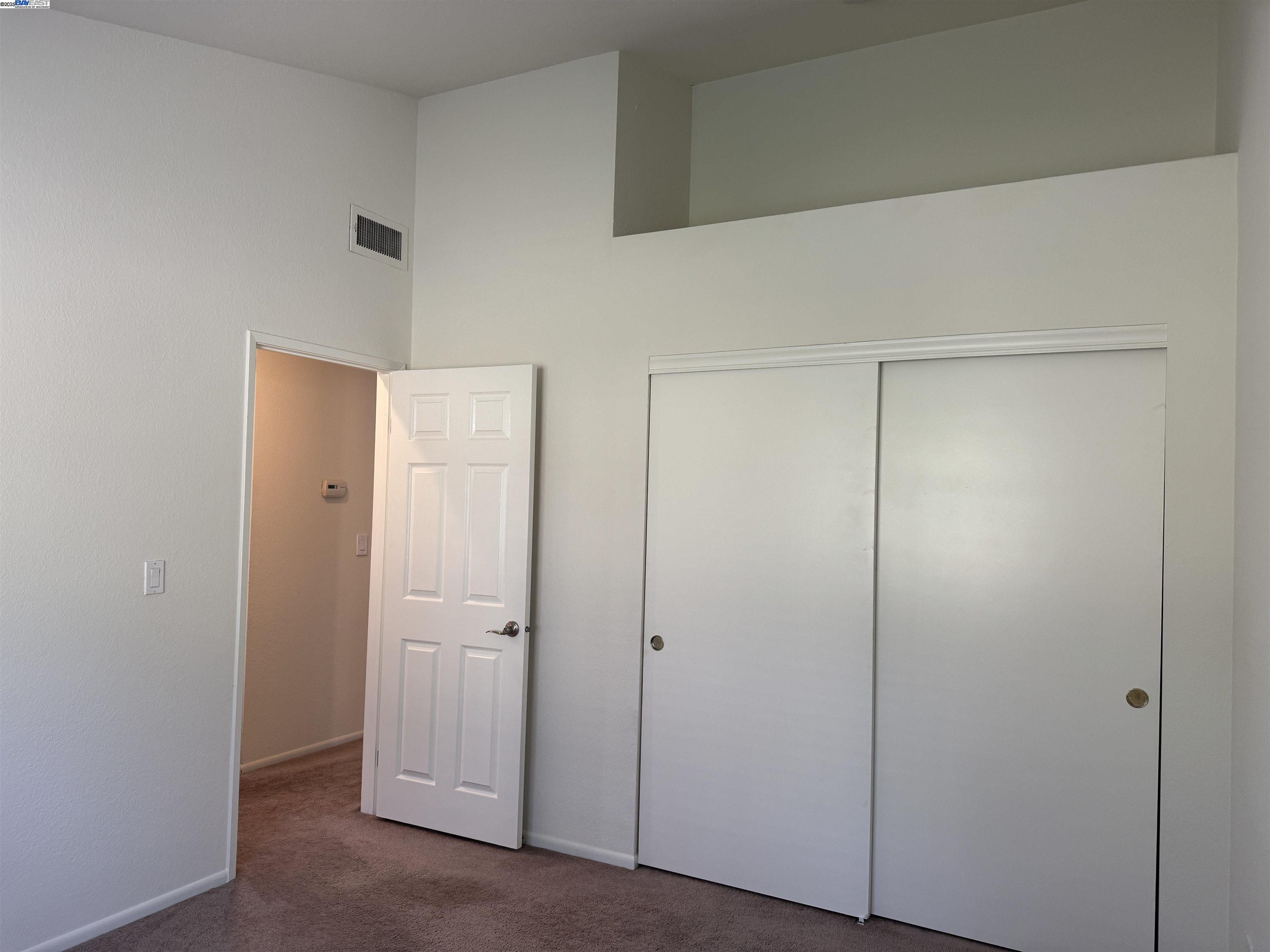 Detail Gallery Image 8 of 19 For 8145 Mountain View Dr #H,  Pleasanton,  CA 94588 - 3 Beds | 2 Baths