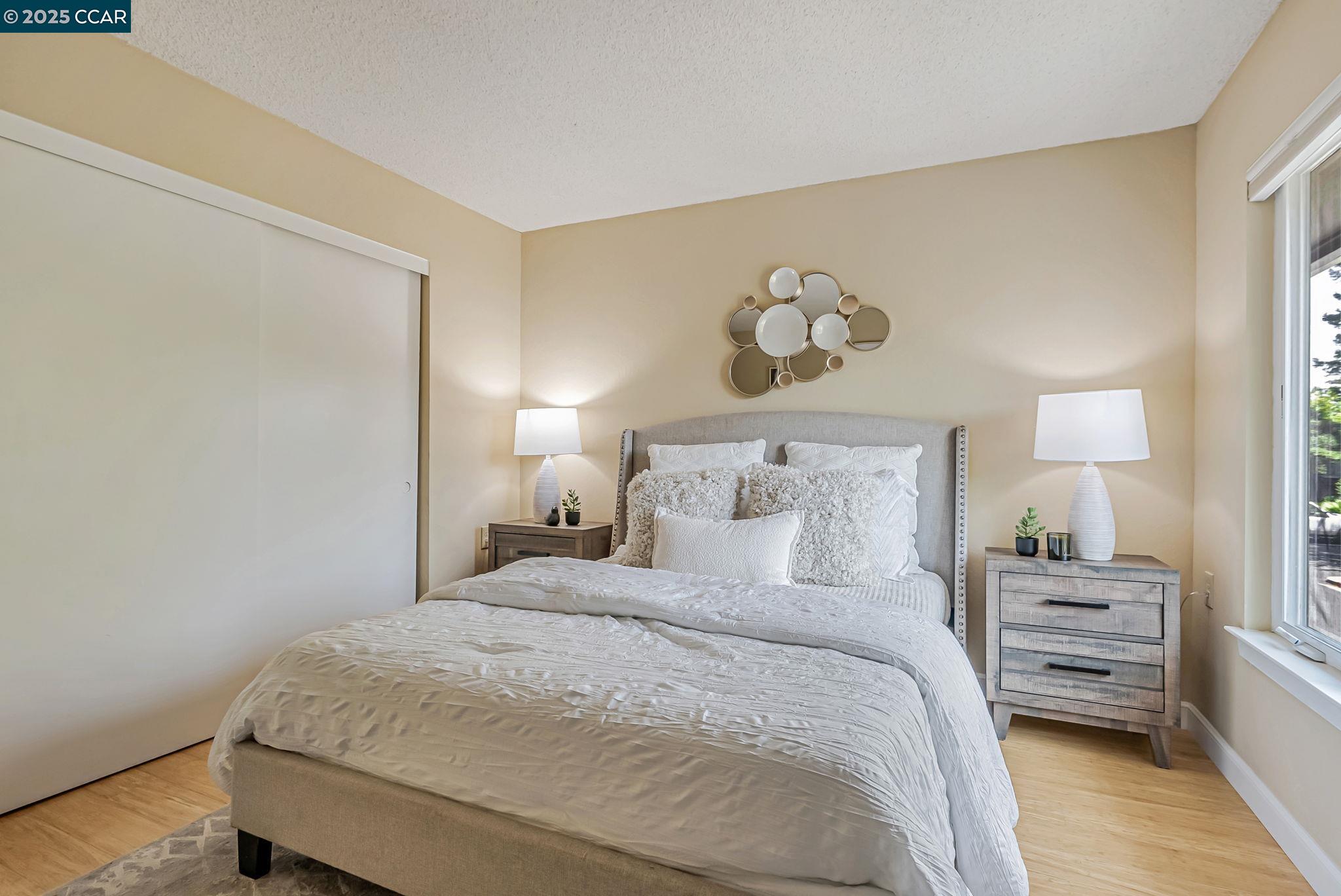 Detail Gallery Image 16 of 35 For 3395 Tice Creek Dr #2,  Walnut Creek,  CA 94595 - 1 Beds | 1 Baths