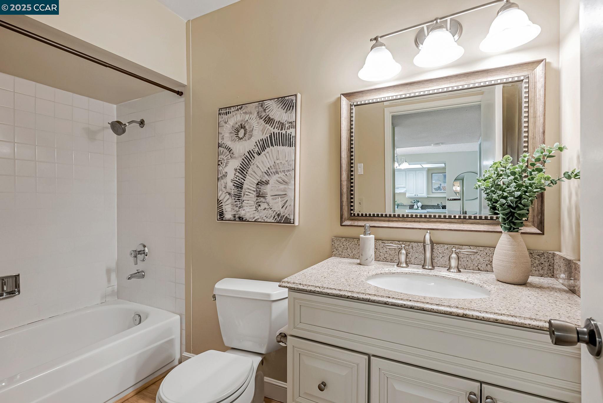 Detail Gallery Image 19 of 35 For 3395 Tice Creek Dr #2,  Walnut Creek,  CA 94595 - 1 Beds | 1 Baths