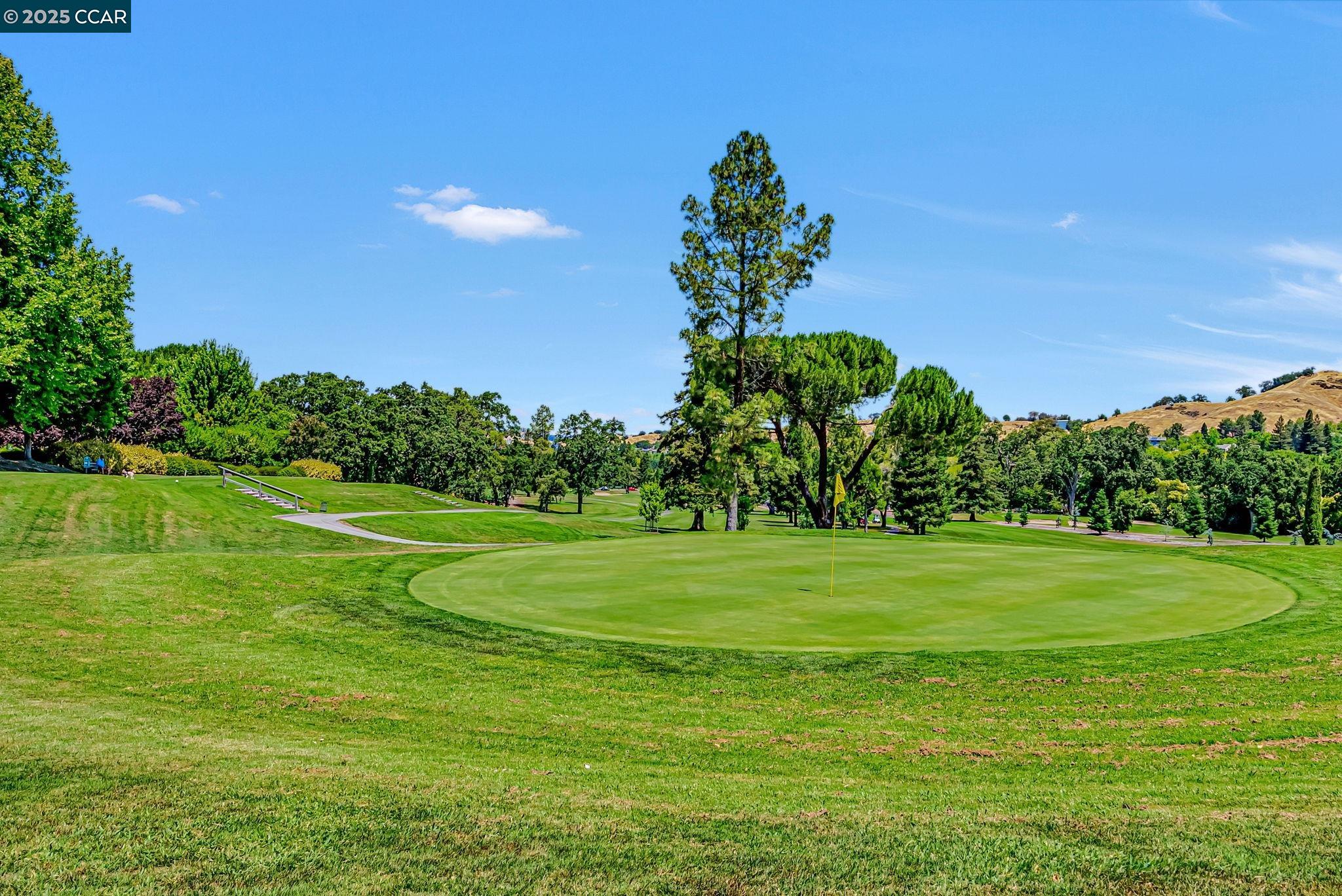 Detail Gallery Image 28 of 35 For 3395 Tice Creek Dr #2,  Walnut Creek,  CA 94595 - 1 Beds | 1 Baths
