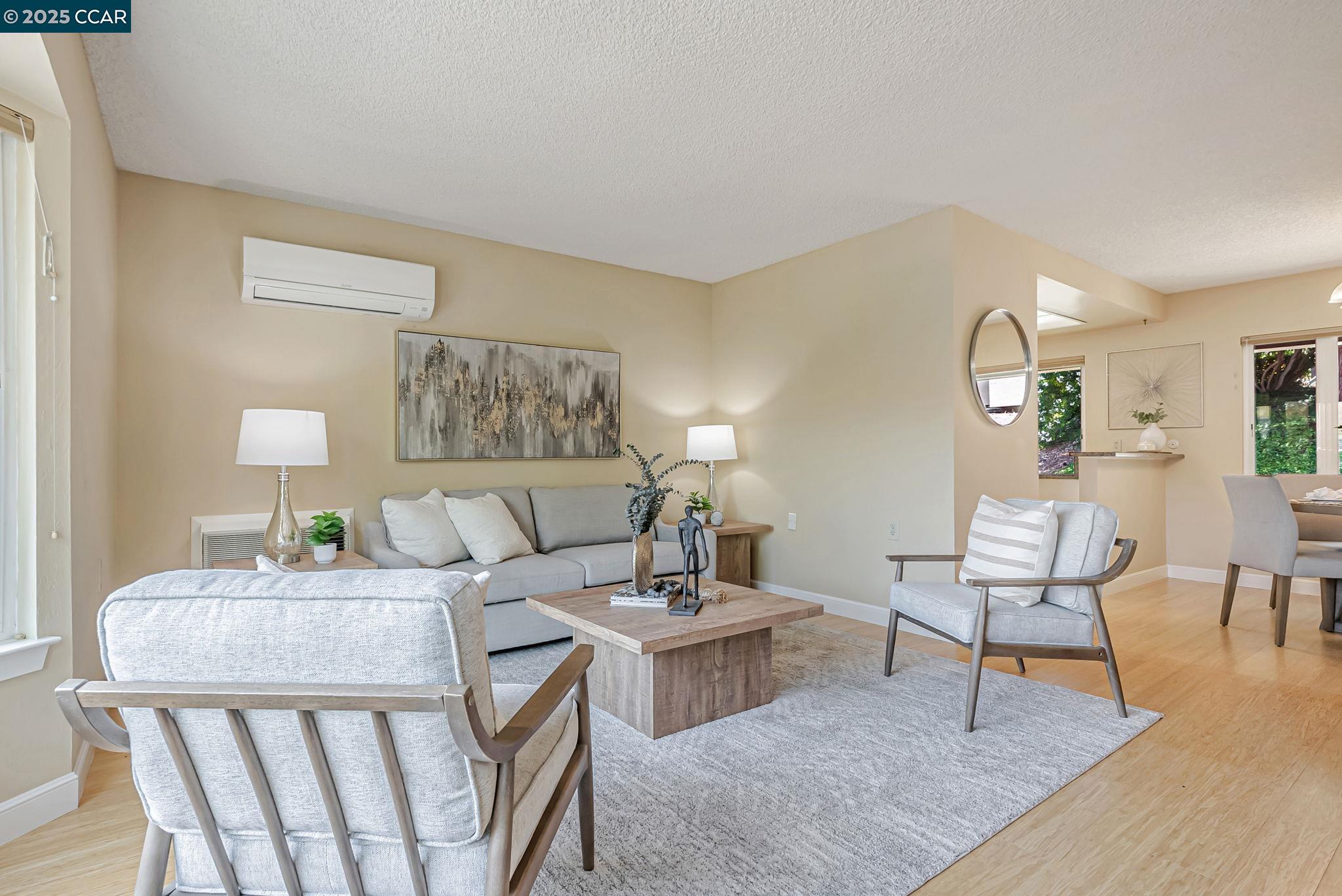 Detail Gallery Image 7 of 35 For 3395 Tice Creek Dr #2,  Walnut Creek,  CA 94595 - 1 Beds | 1 Baths