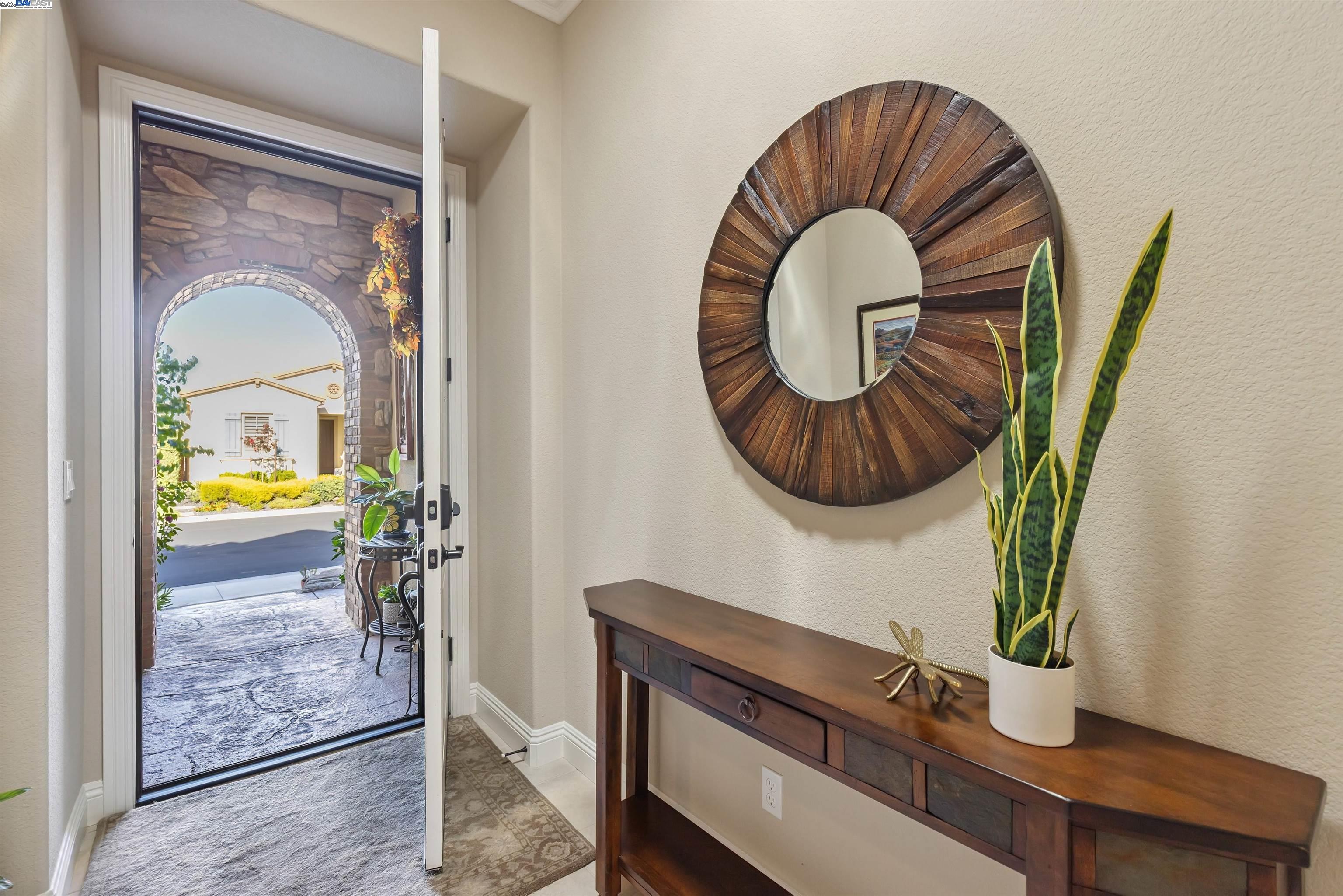Detail Gallery Image 4 of 53 For 1748 Veneto Ln, Brentwood,  CA 94513 - 2 Beds | 2 Baths