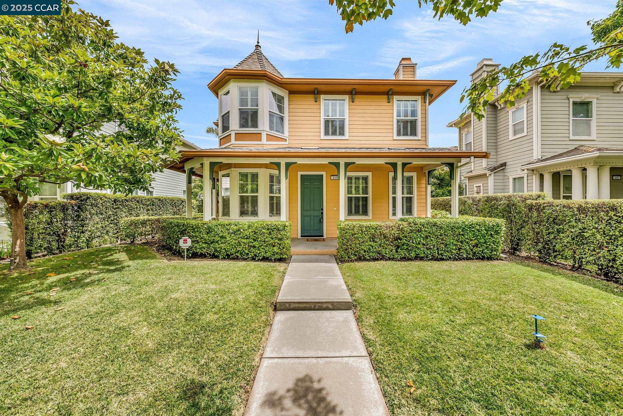 Detail Gallery Image 1 of 11 For 630 Oscar St, Vallejo,  CA 94592 - 5 Beds | 3/1 Baths