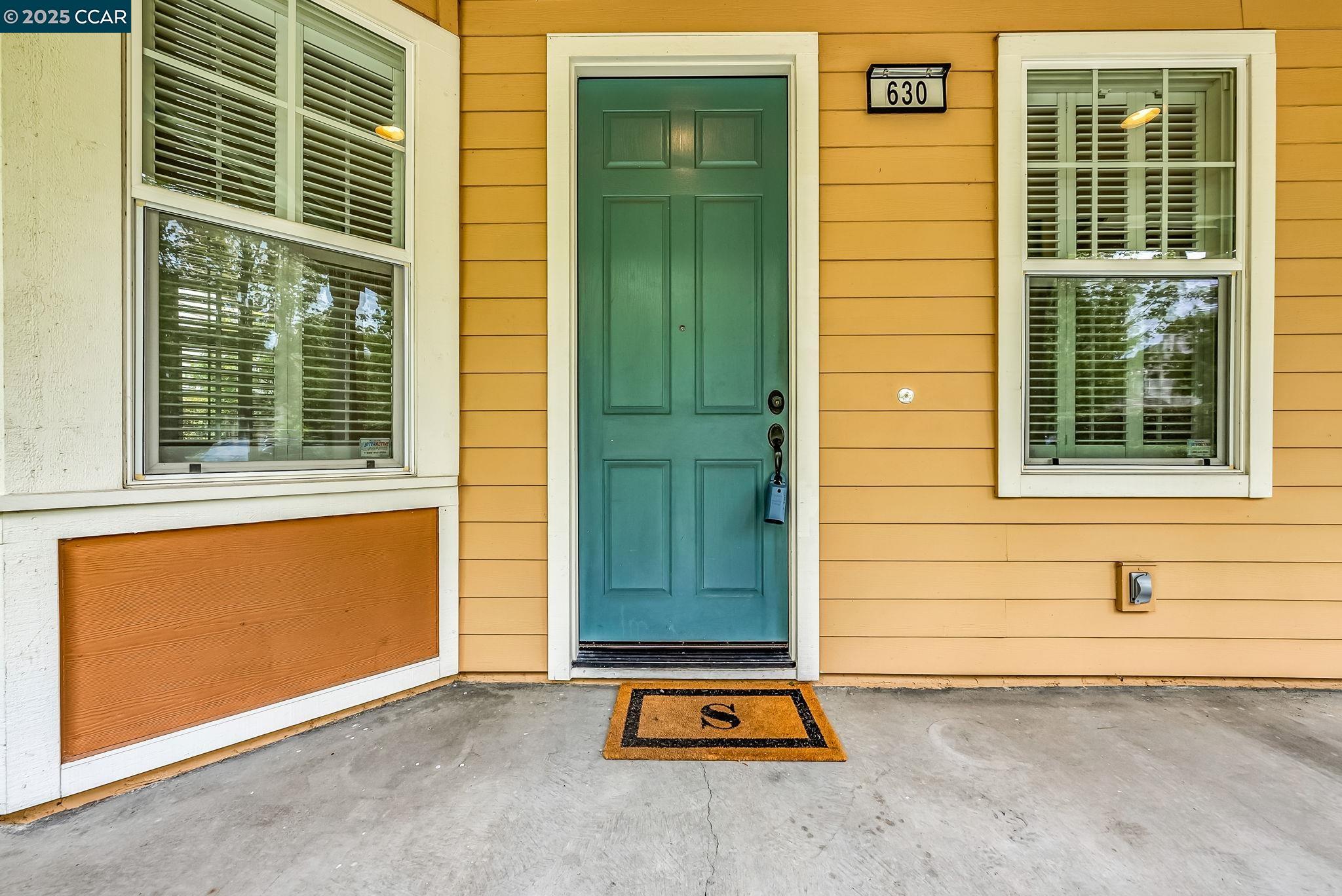 Detail Gallery Image 6 of 11 For 630 Oscar St, Vallejo,  CA 94592 - 5 Beds | 3/1 Baths
