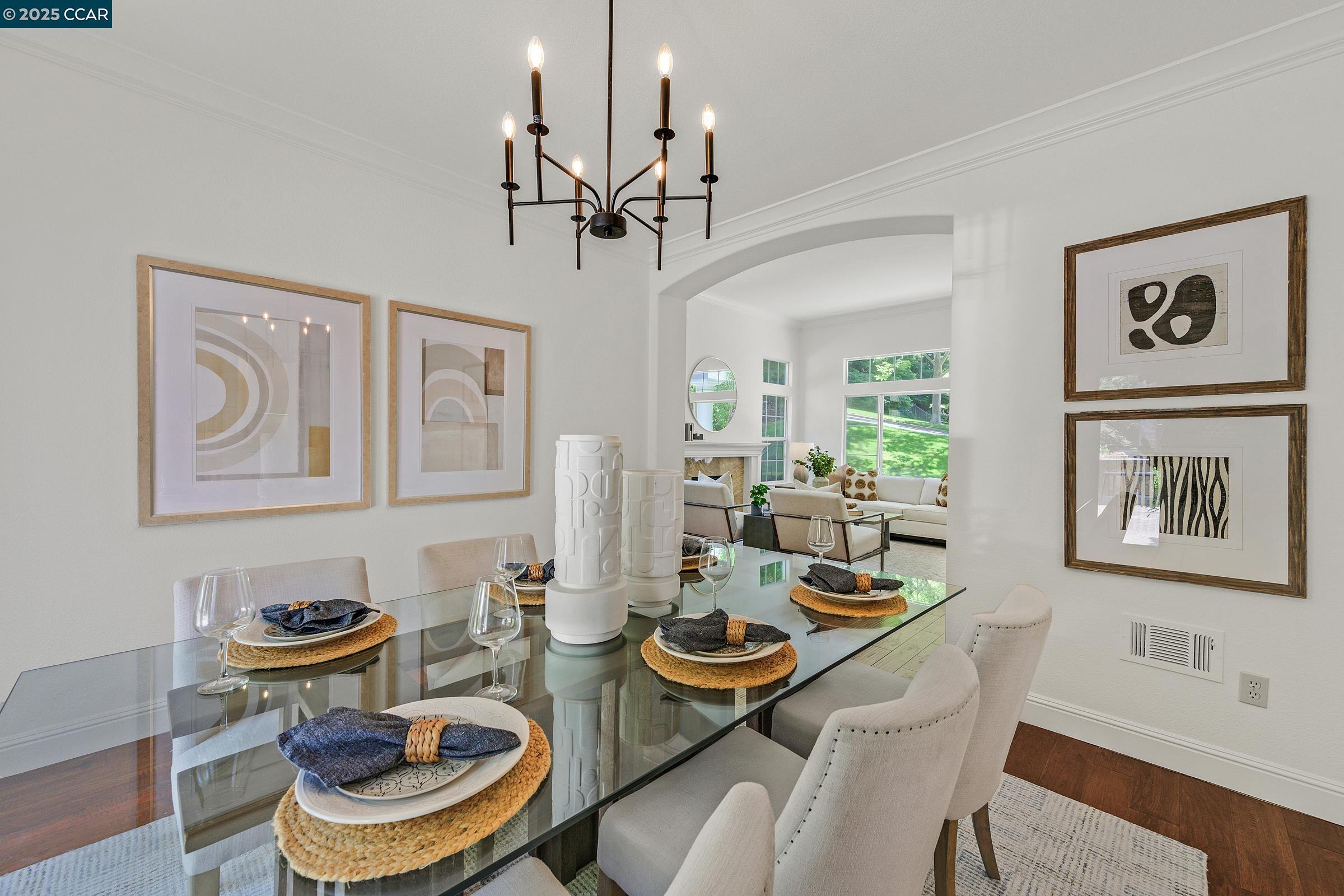 Detail Gallery Image 14 of 60 For 4253 Golden Oak Ct, Danville,  CA 94506 - 5 Beds | 3/1 Baths