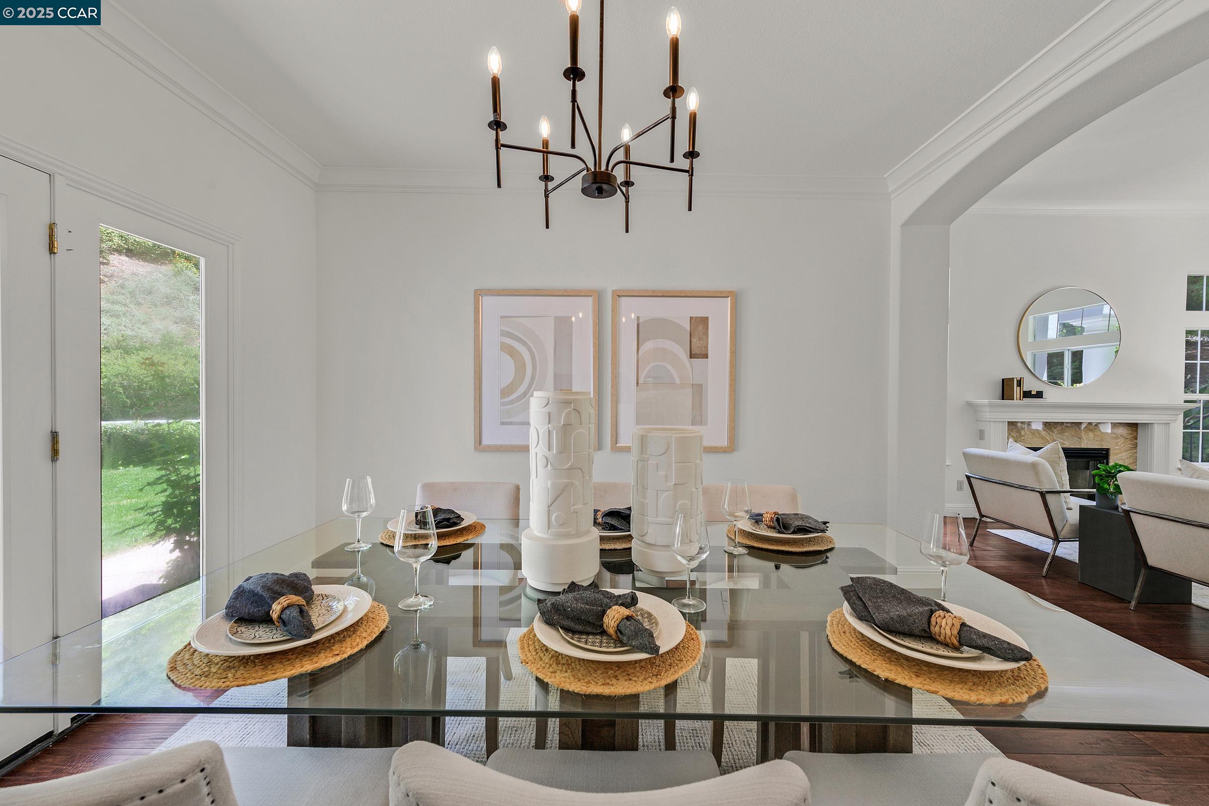 Detail Gallery Image 15 of 60 For 4253 Golden Oak Ct, Danville,  CA 94506 - 5 Beds | 3/1 Baths