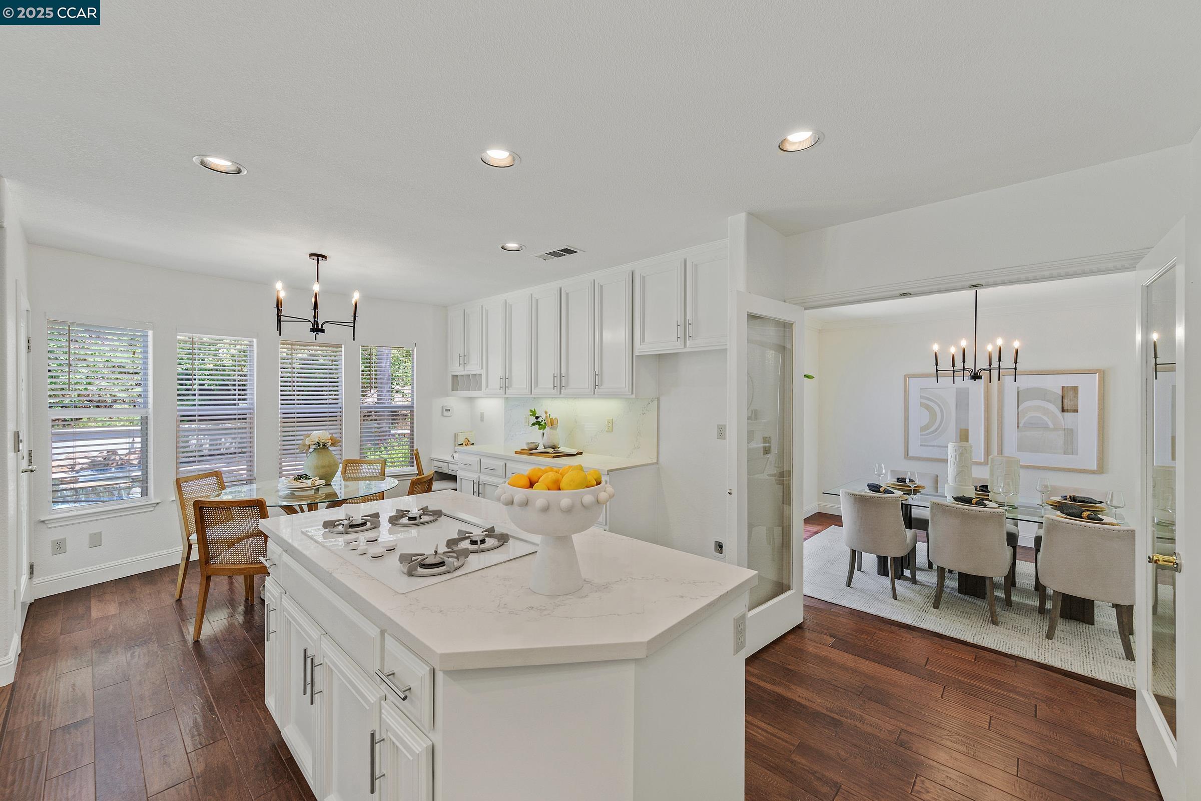 Detail Gallery Image 16 of 60 For 4253 Golden Oak Ct, Danville,  CA 94506 - 5 Beds | 3/1 Baths