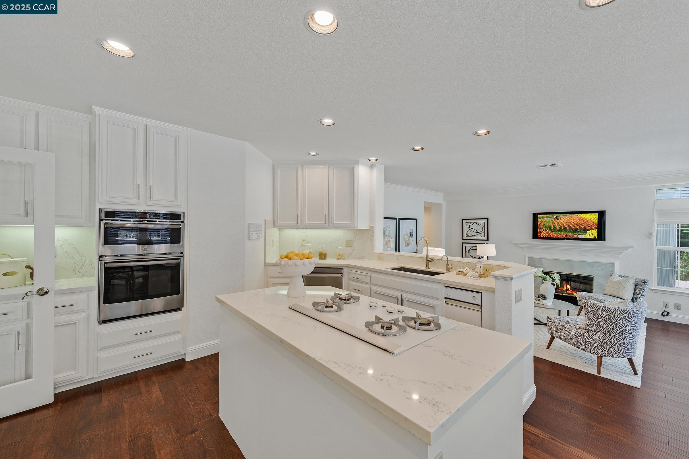 Detail Gallery Image 18 of 60 For 4253 Golden Oak Ct, Danville,  CA 94506 - 5 Beds | 3/1 Baths
