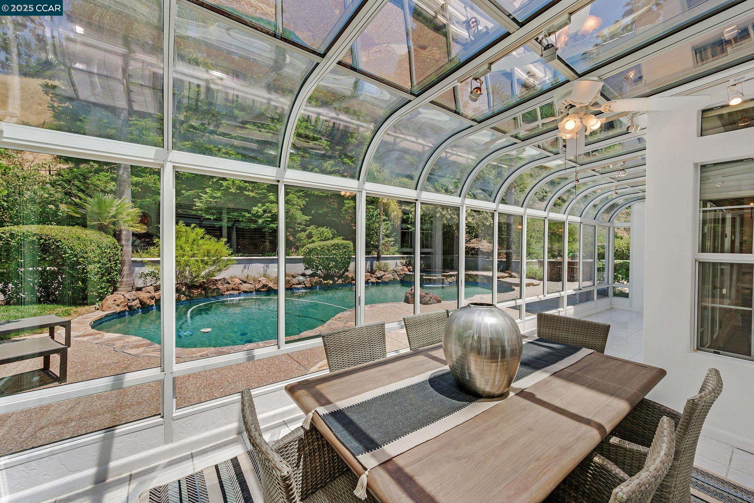 Detail Gallery Image 26 of 60 For 4253 Golden Oak Ct, Danville,  CA 94506 - 5 Beds | 3/1 Baths