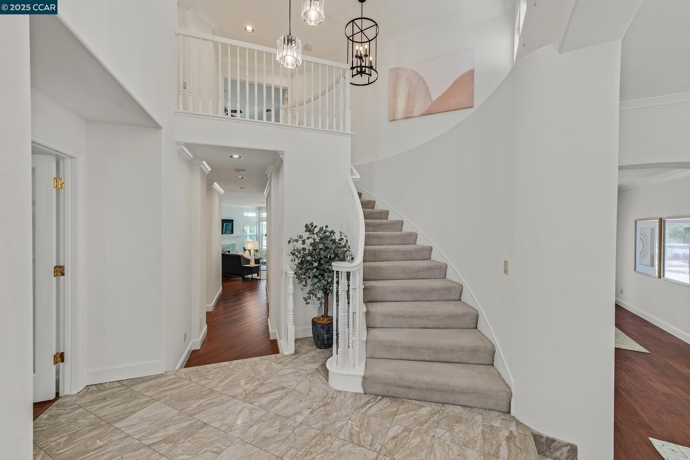 Detail Gallery Image 36 of 60 For 4253 Golden Oak Ct, Danville,  CA 94506 - 5 Beds | 3/1 Baths