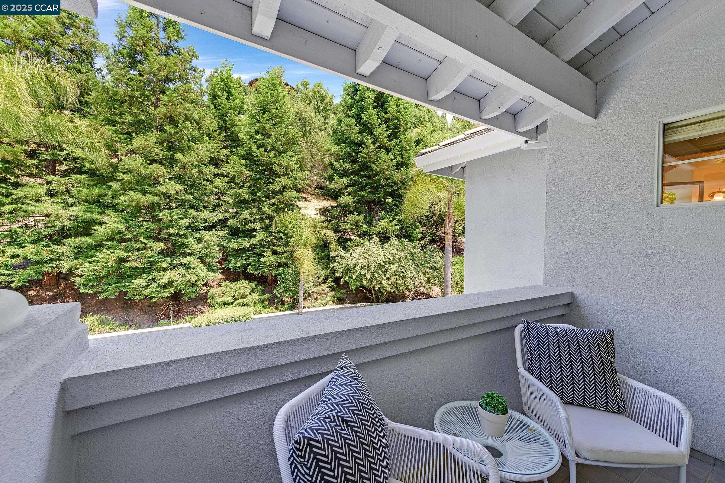 Detail Gallery Image 40 of 60 For 4253 Golden Oak Ct, Danville,  CA 94506 - 5 Beds | 3/1 Baths