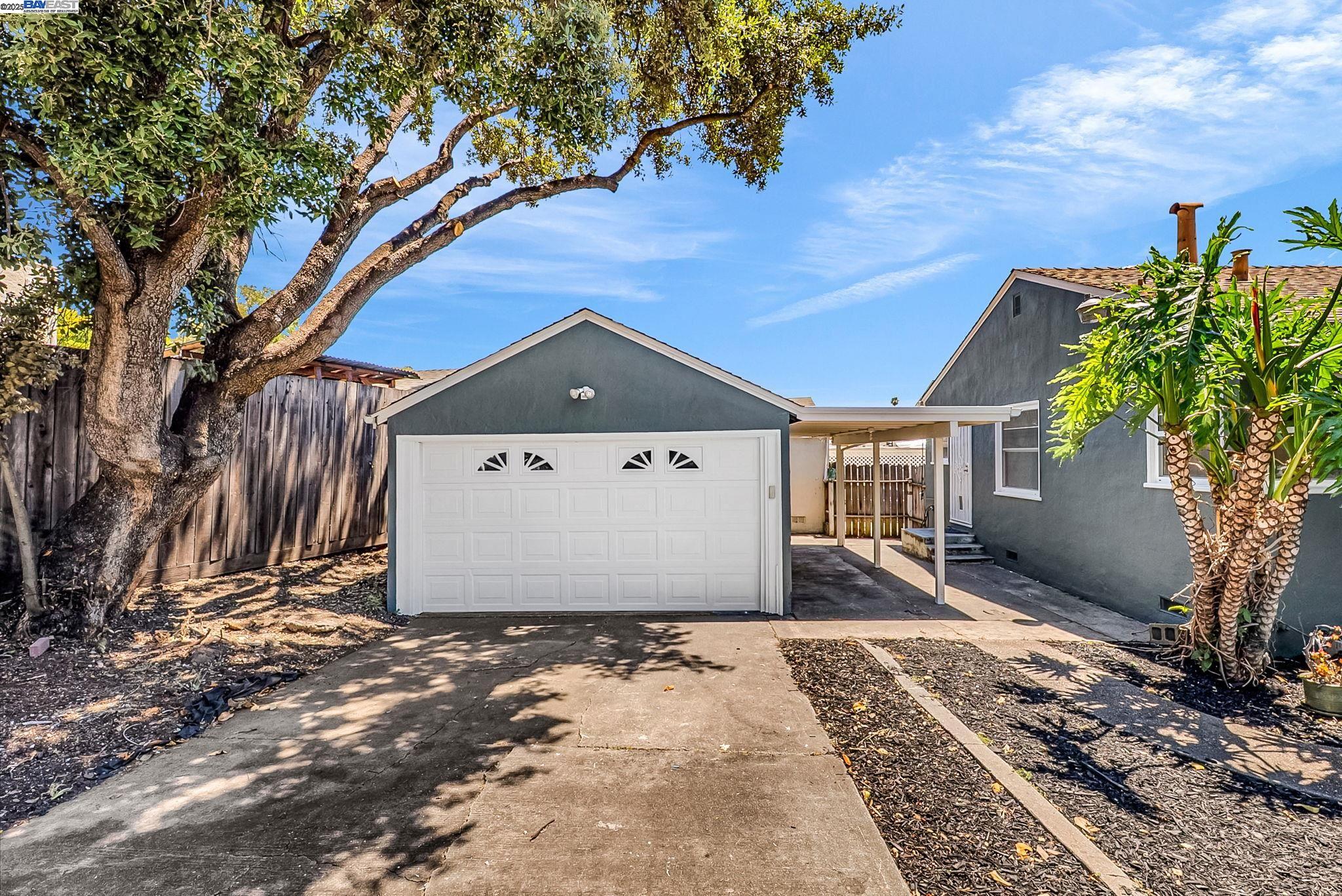 Detail Gallery Image 2 of 20 For 205 Julius St, San Leandro,  CA 94577 - 2 Beds | 1 Baths