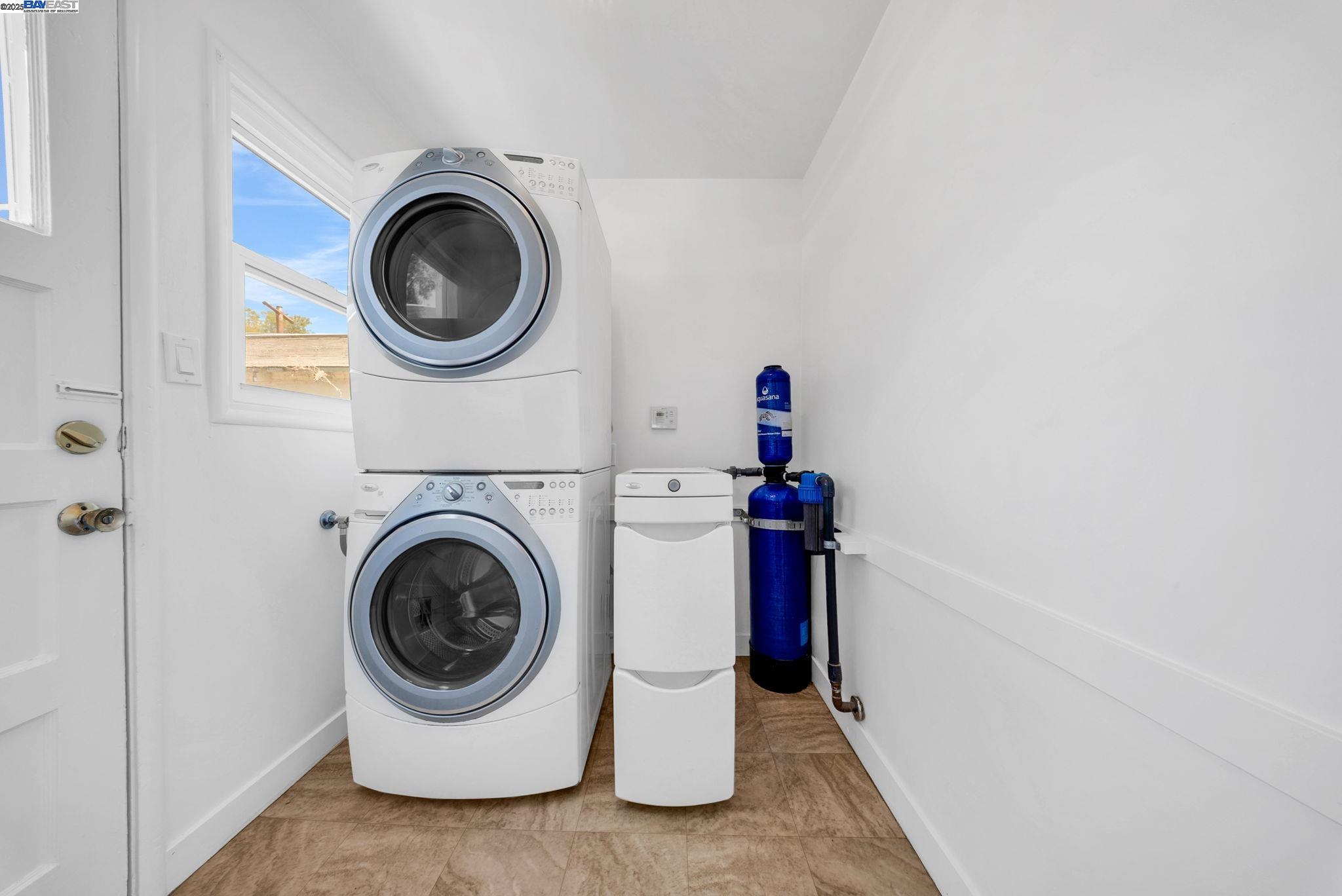 Detail Gallery Image 18 of 20 For 205 Julius St, San Leandro,  CA 94577 - 2 Beds | 1 Baths