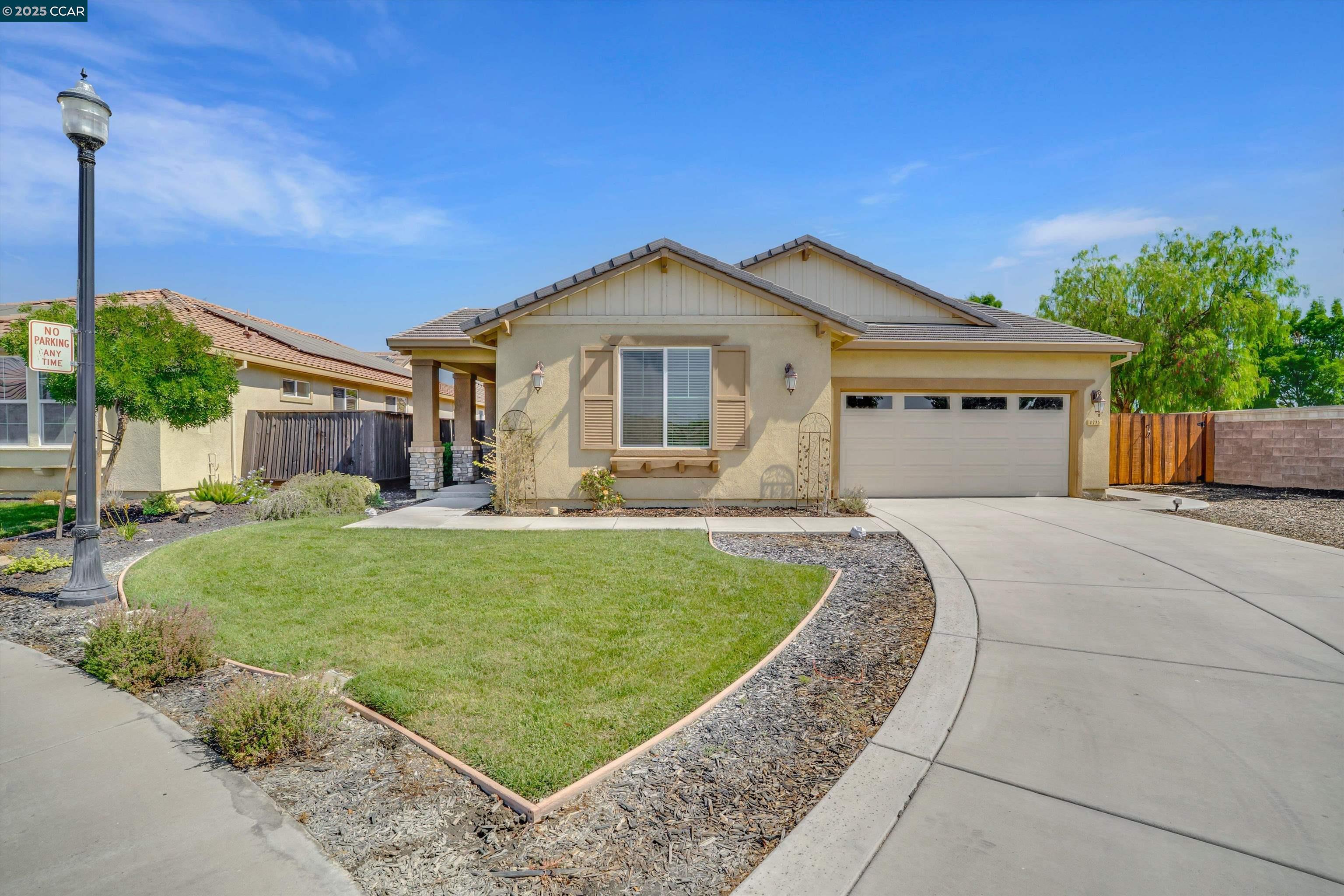Detail Gallery Image 2 of 42 For 8275 Brookhaven Cir, Discovery Bay,  CA 94505 - 3 Beds | 2 Baths
