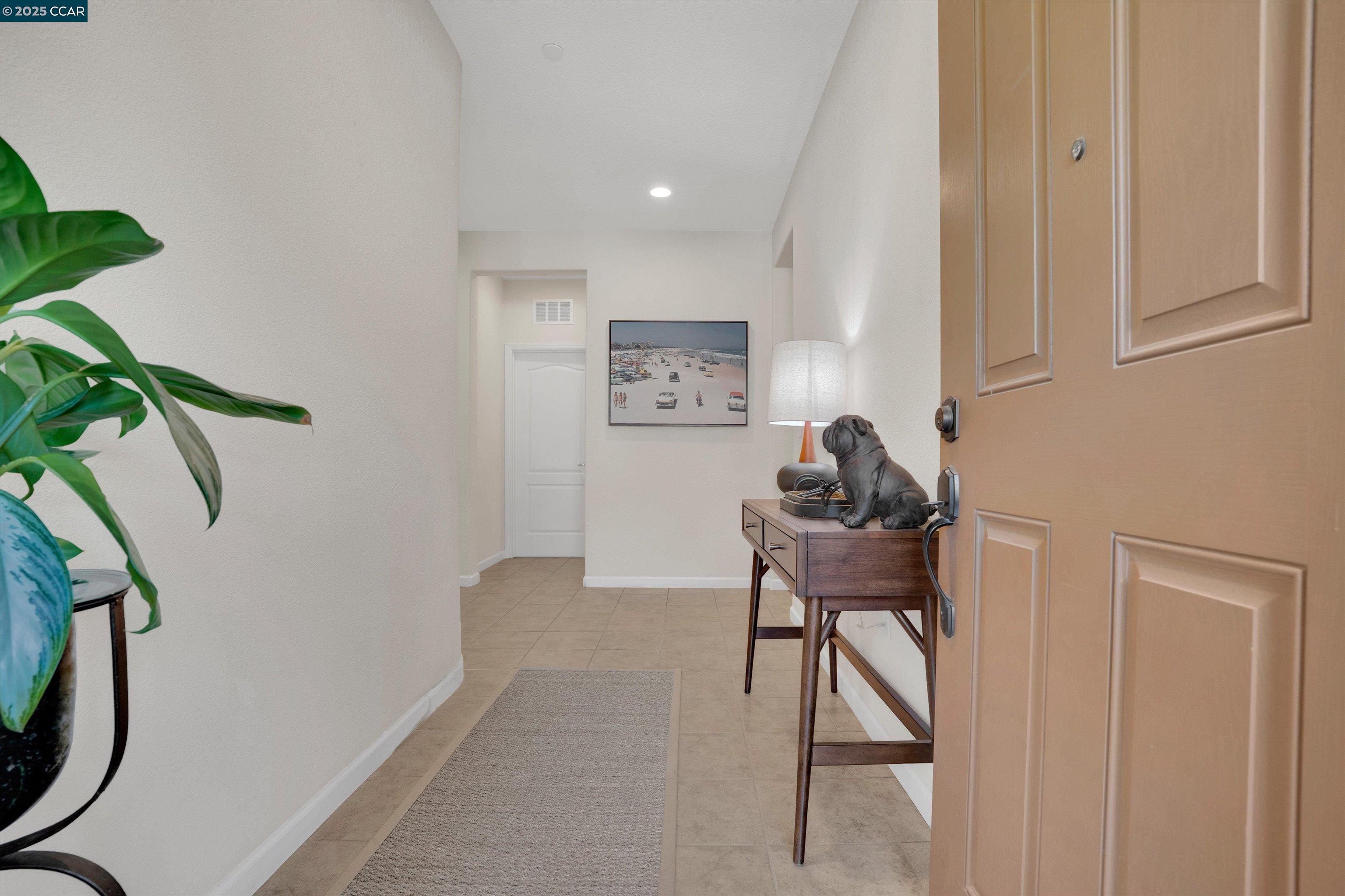 Detail Gallery Image 5 of 42 For 8275 Brookhaven Cir, Discovery Bay,  CA 94505 - 3 Beds | 2 Baths