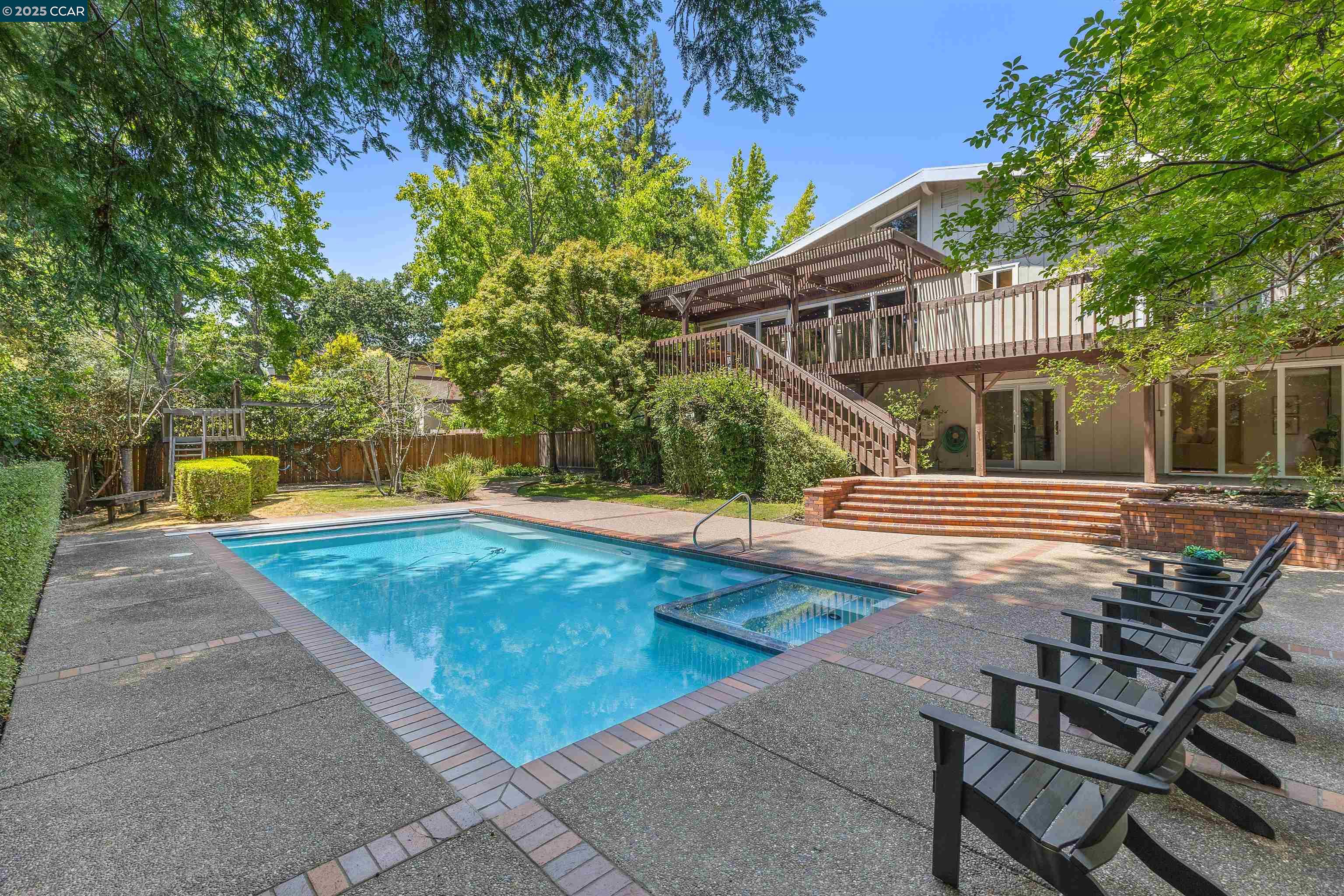 Detail Gallery Image 30 of 36 For 901 Carol Ln, Lafayette,  CA 94549 - 6 Beds | 3 Baths