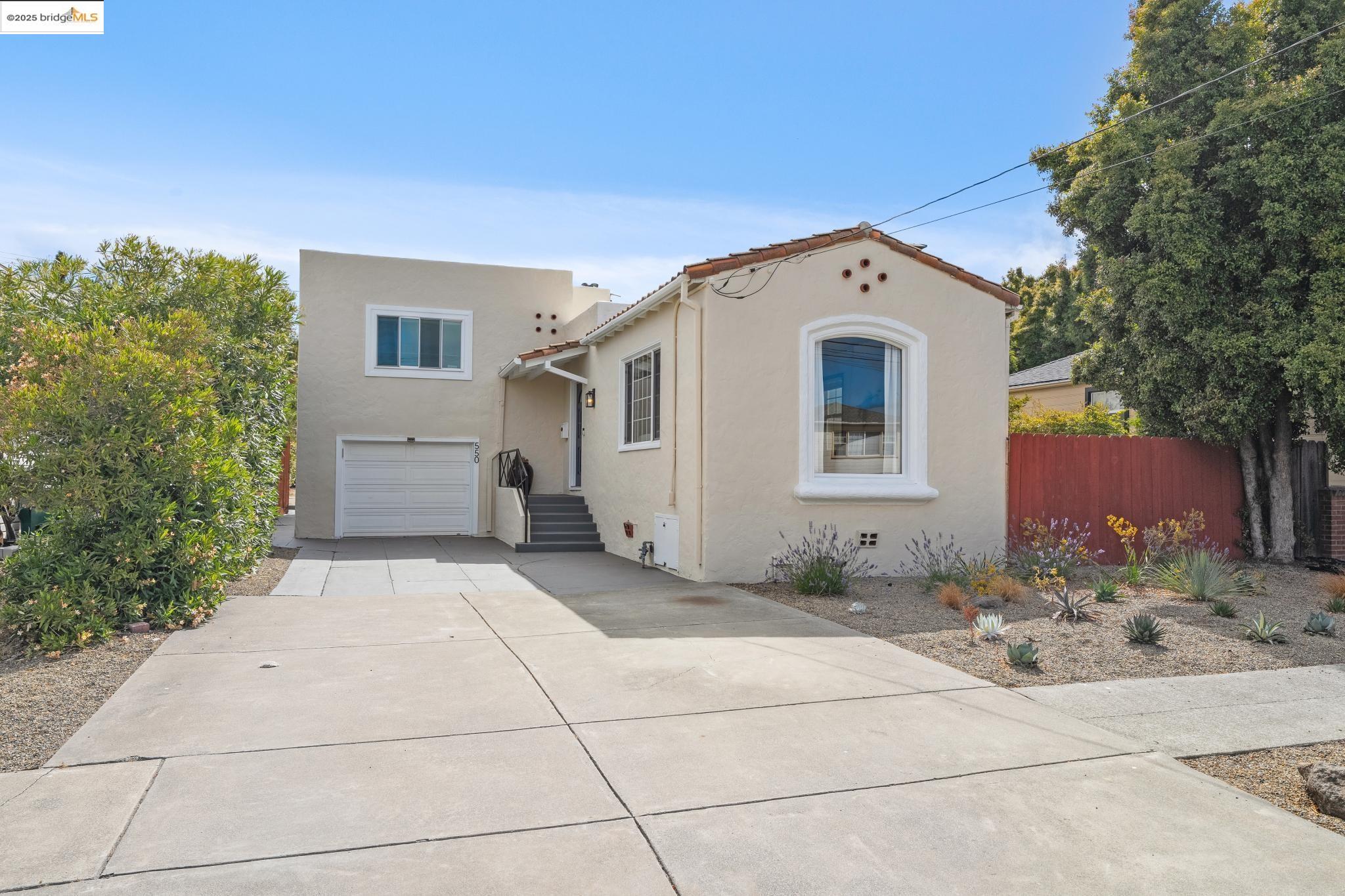 Detail Gallery Image 1 of 60 For 550 Mclaughlin St, Richmond,  CA 94805 - 2 Beds | 1/1 Baths