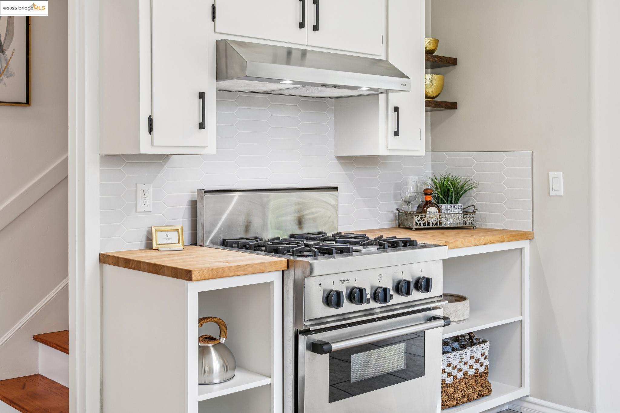Detail Gallery Image 18 of 60 For 550 Mclaughlin St, Richmond,  CA 94805 - 2 Beds | 1/1 Baths