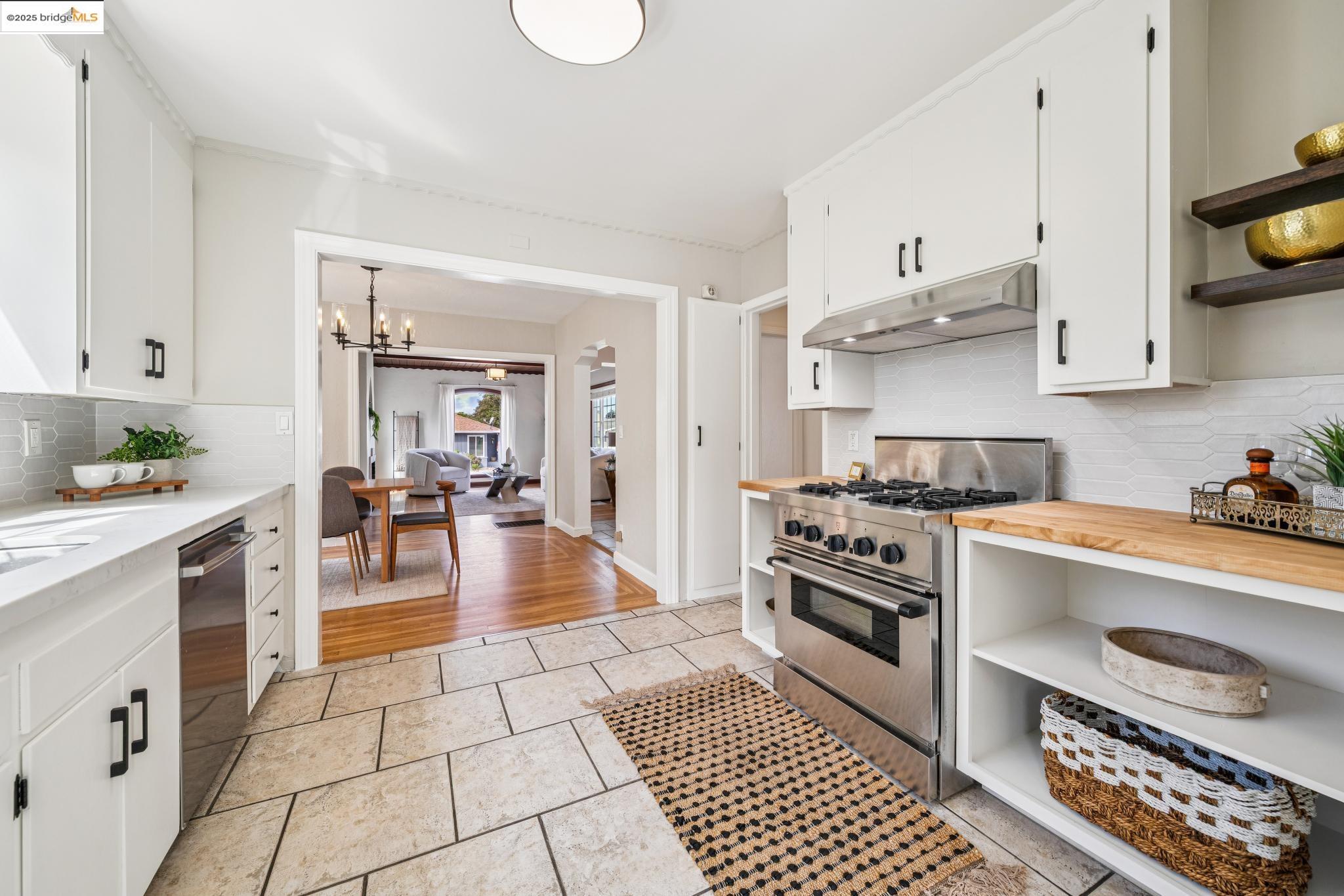 Detail Gallery Image 20 of 60 For 550 Mclaughlin St, Richmond,  CA 94805 - 2 Beds | 1/1 Baths