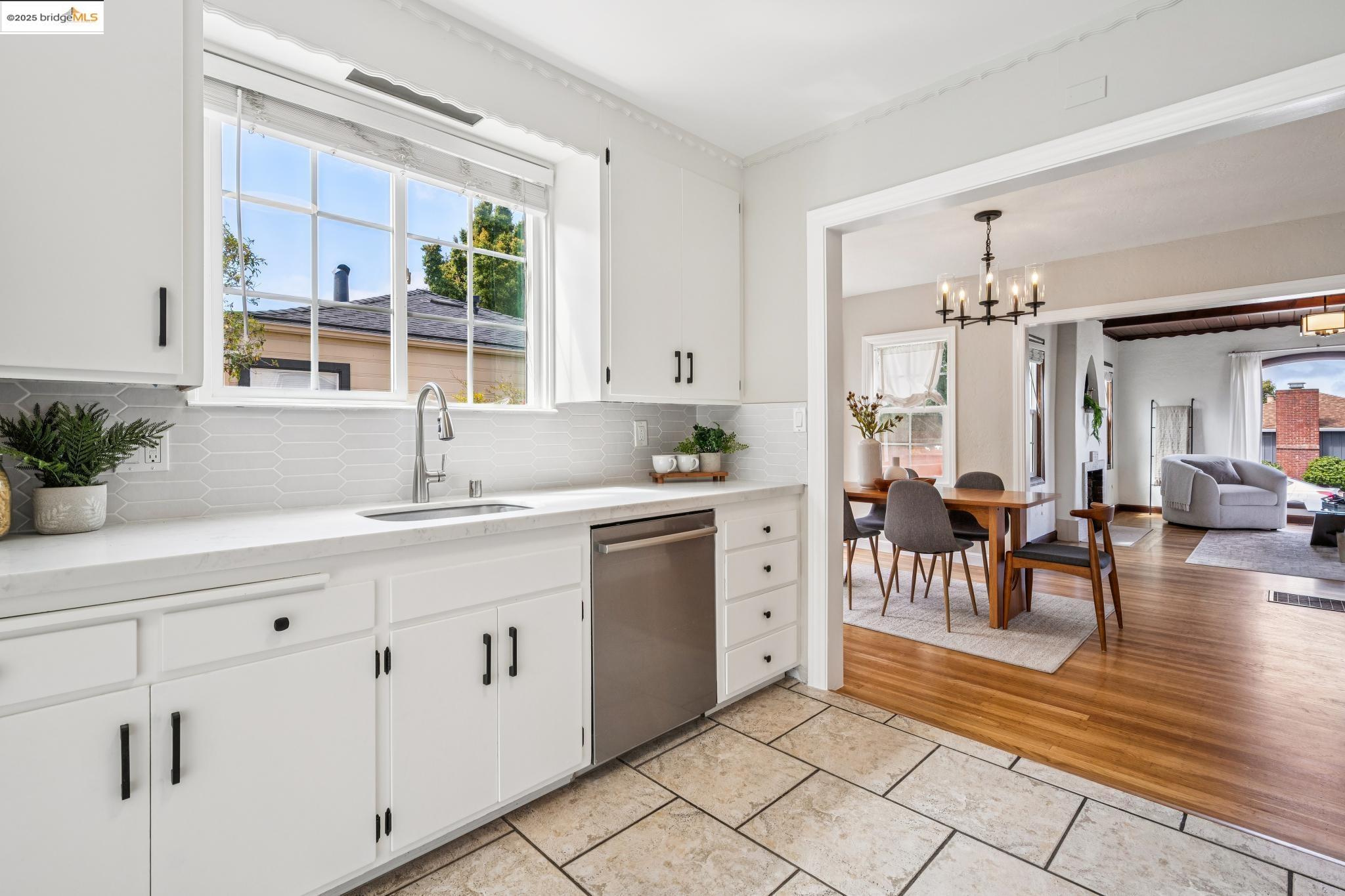 Detail Gallery Image 21 of 60 For 550 Mclaughlin St, Richmond,  CA 94805 - 2 Beds | 1/1 Baths