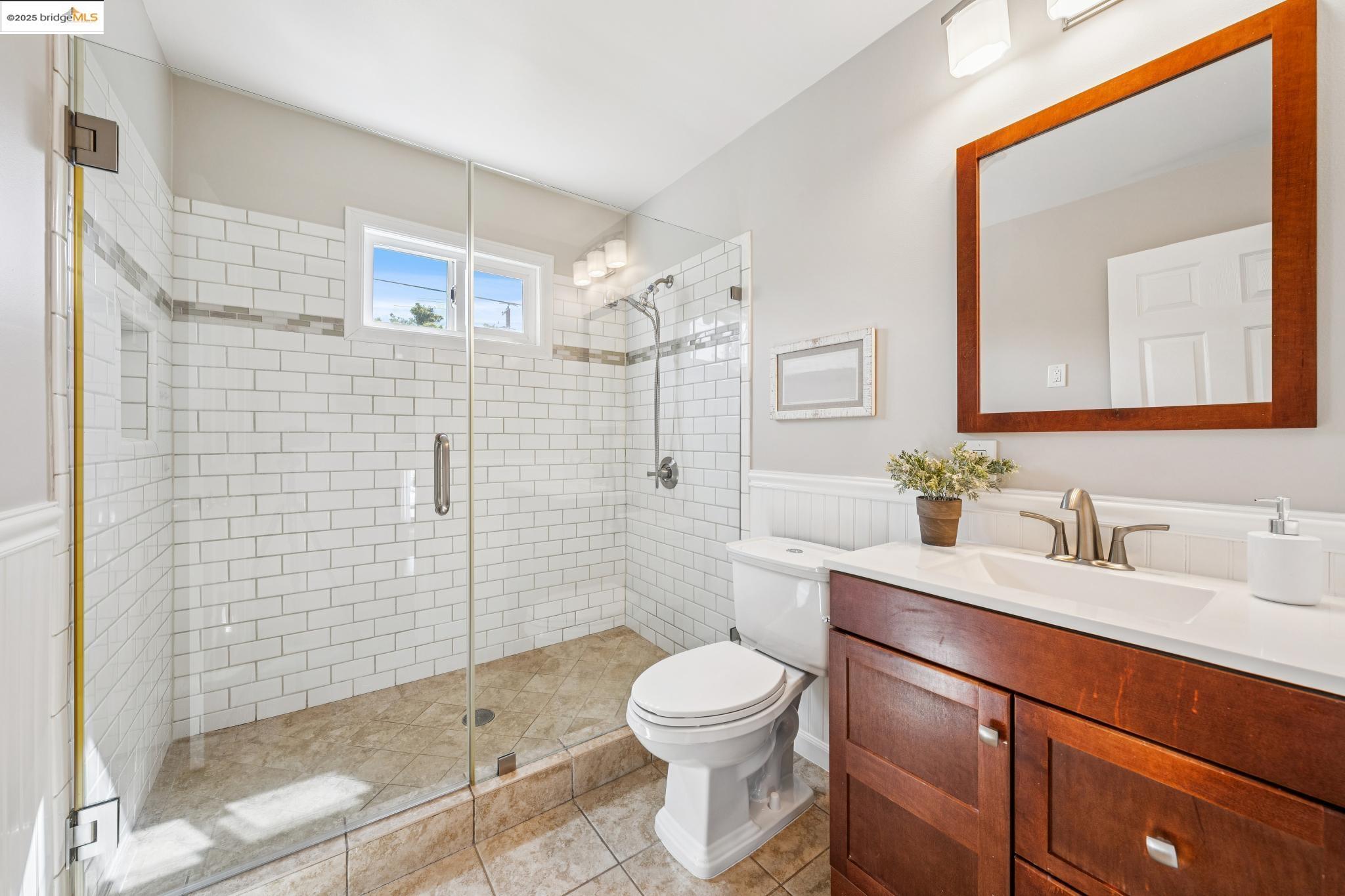 Detail Gallery Image 31 of 60 For 550 Mclaughlin St, Richmond,  CA 94805 - 2 Beds | 1/1 Baths