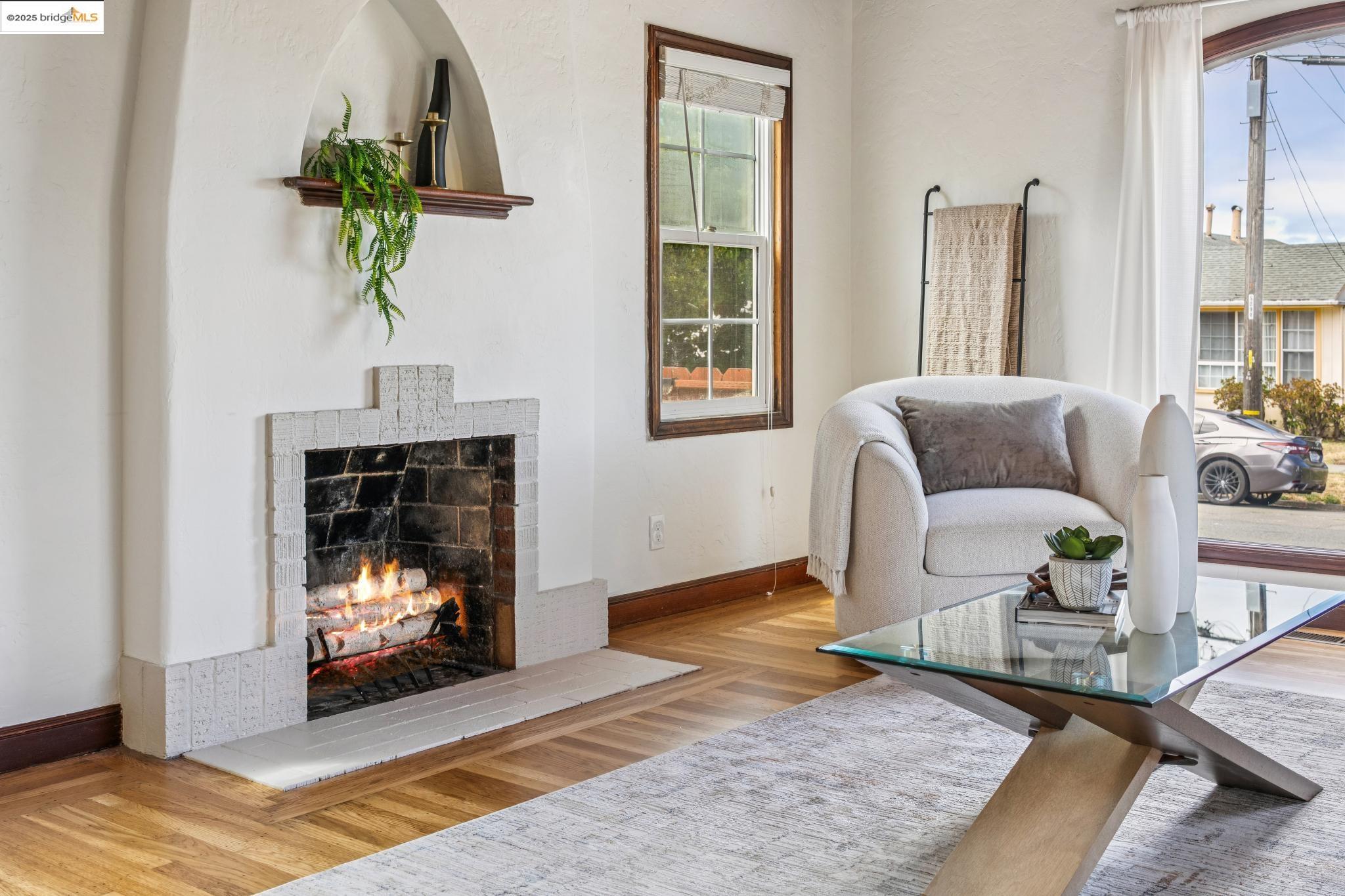 Detail Gallery Image 5 of 60 For 550 Mclaughlin St, Richmond,  CA 94805 - 2 Beds | 1/1 Baths
