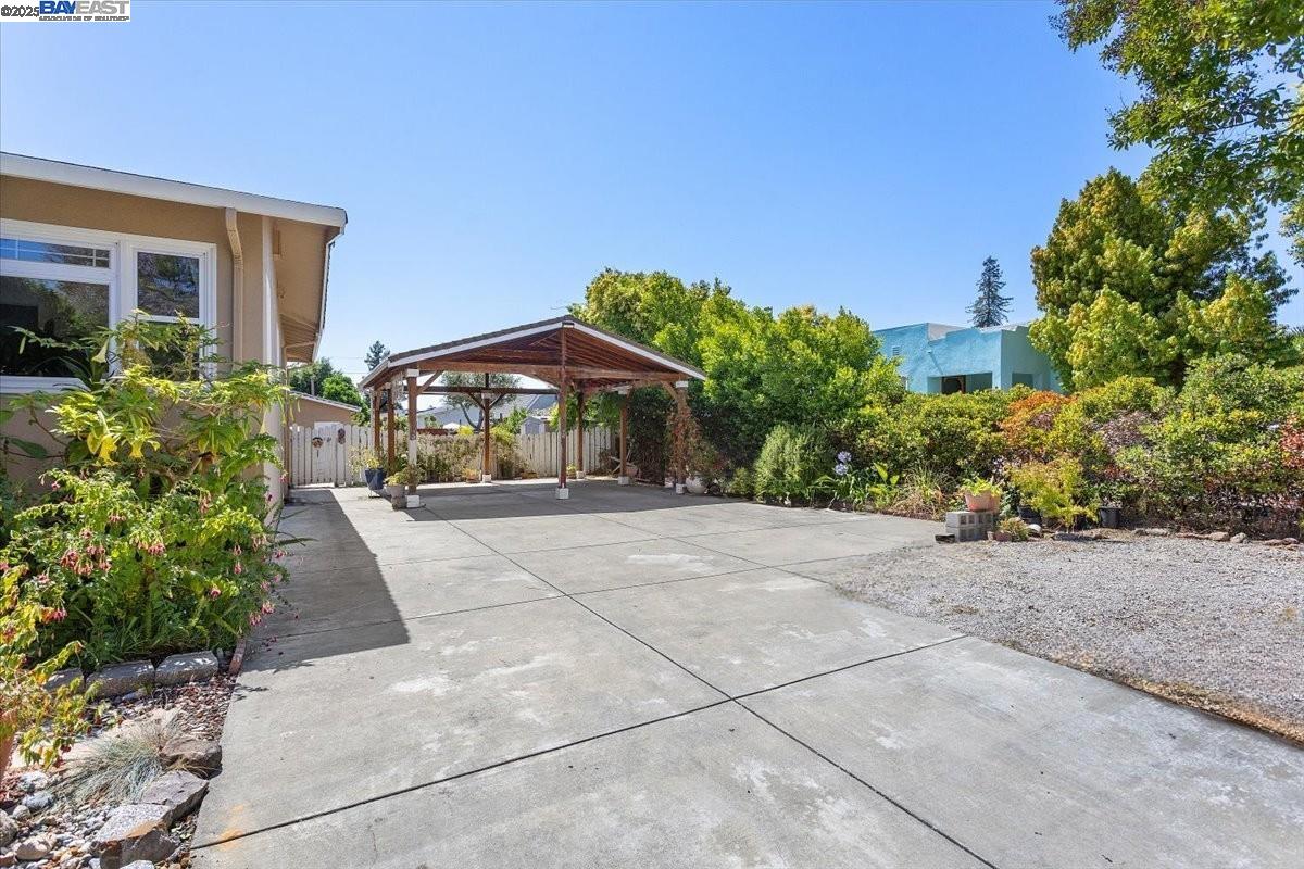 Detail Gallery Image 3 of 48 For 357 Melven Ct, San Leandro,  CA 94577 - 3 Beds | 2 Baths