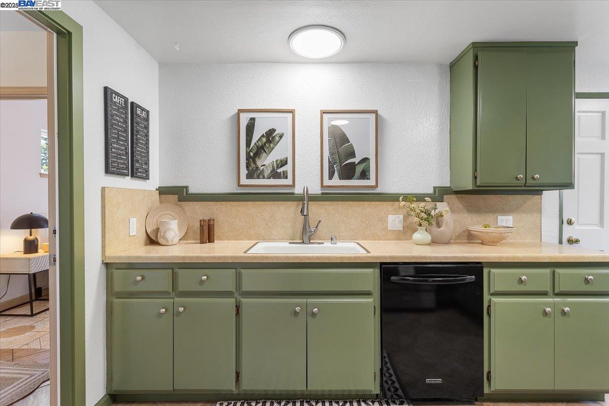 Detail Gallery Image 23 of 48 For 357 Melven Ct, San Leandro,  CA 94577 - 3 Beds | 2 Baths