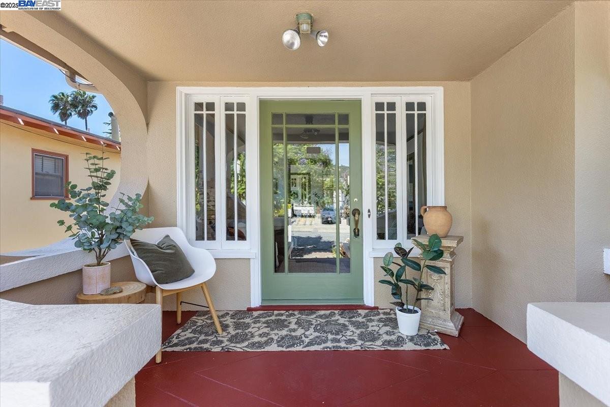 Detail Gallery Image 4 of 48 For 357 Melven Ct, San Leandro,  CA 94577 - 3 Beds | 2 Baths