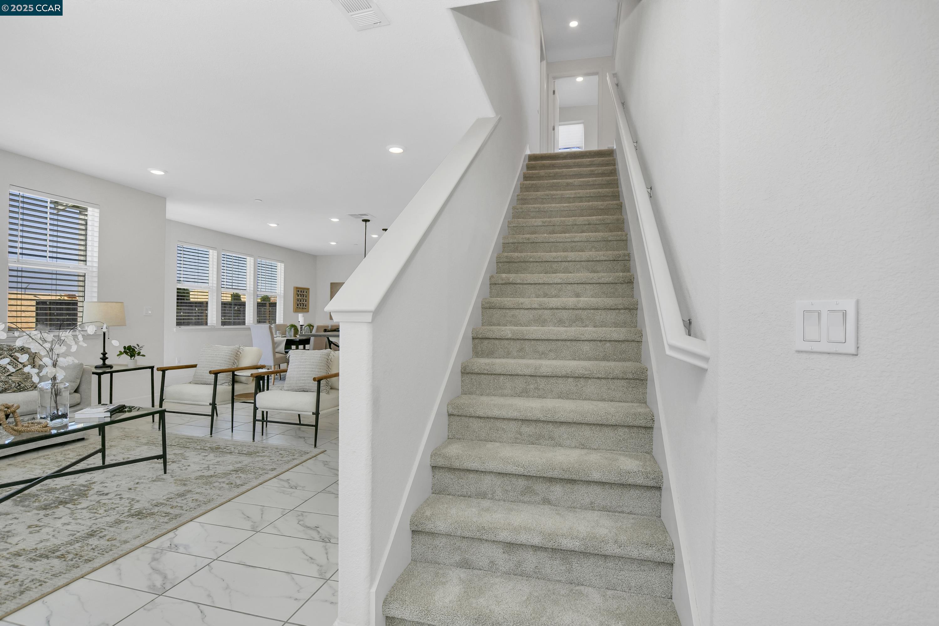 Detail Gallery Image 17 of 38 For 8723 Aquamarine Dr., Vallejo,  CA 94591 - 4 Beds | 3 Baths